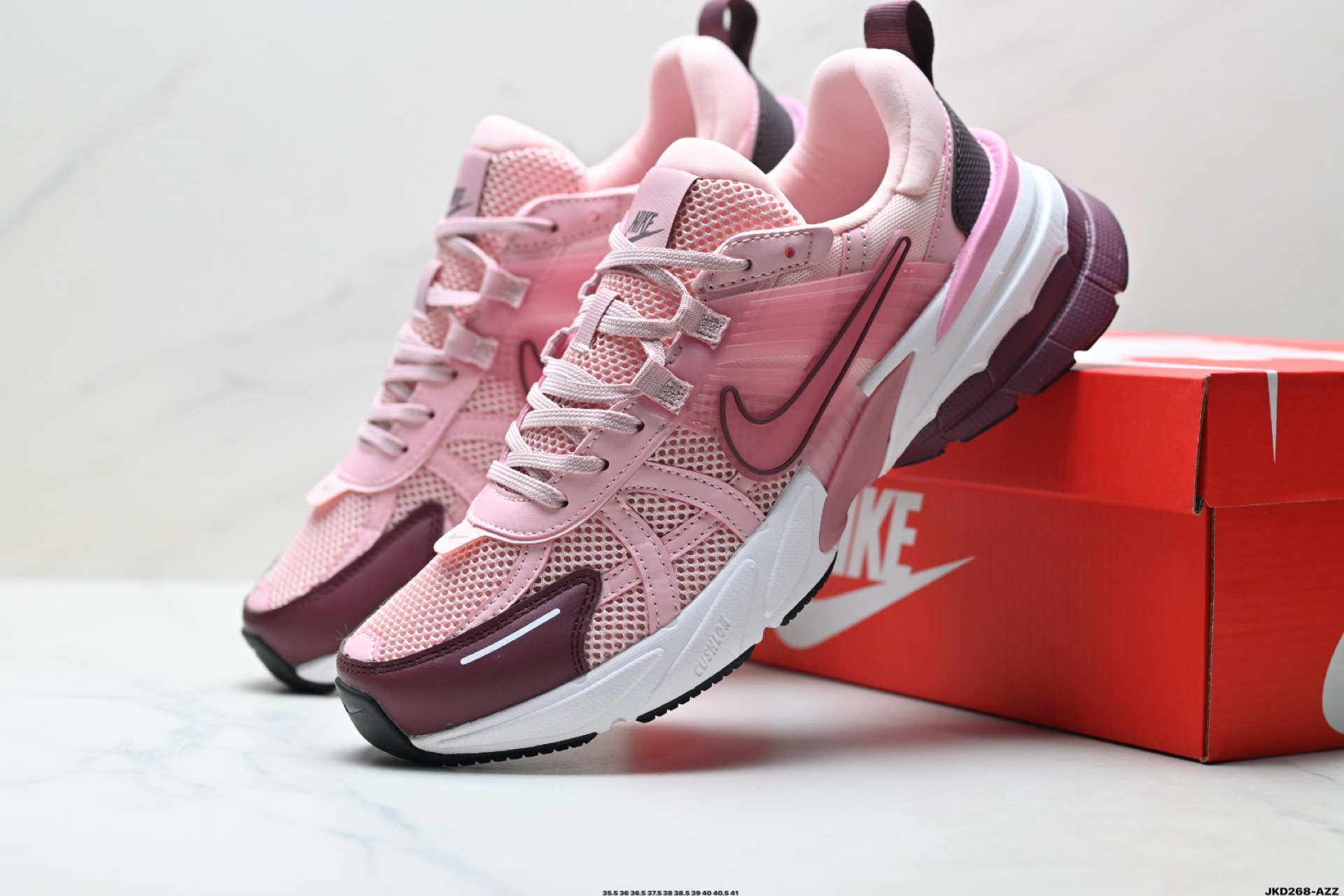 NIKE V2K RUN 复古风潮 耐克 网面透气运动鞋 灰银紧致 FN0738-106