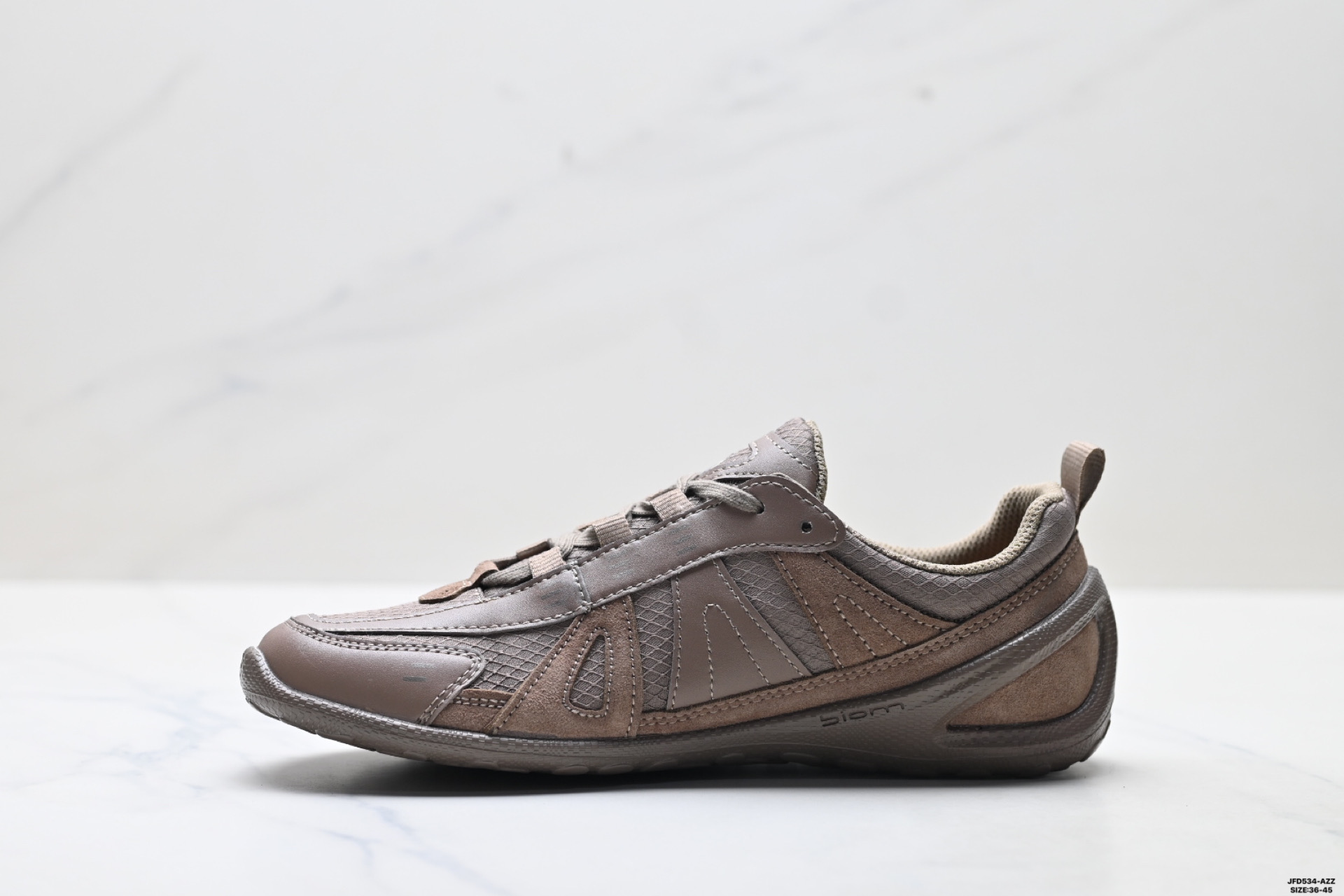 190 Ecco爱步 BIOM LITE W 舒适百搭户外时尚 低帮生活休闲鞋 802433-604