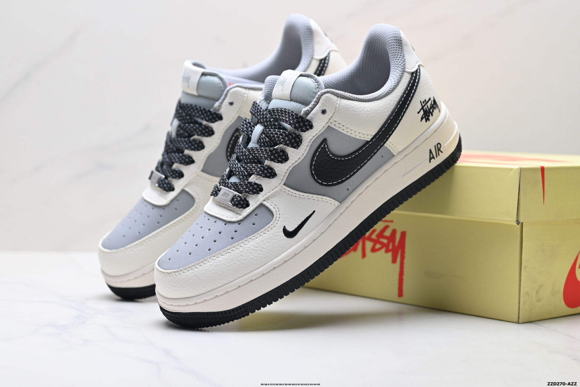 NIKE AIR FORCE 1‘07 LV8 JS8028-017