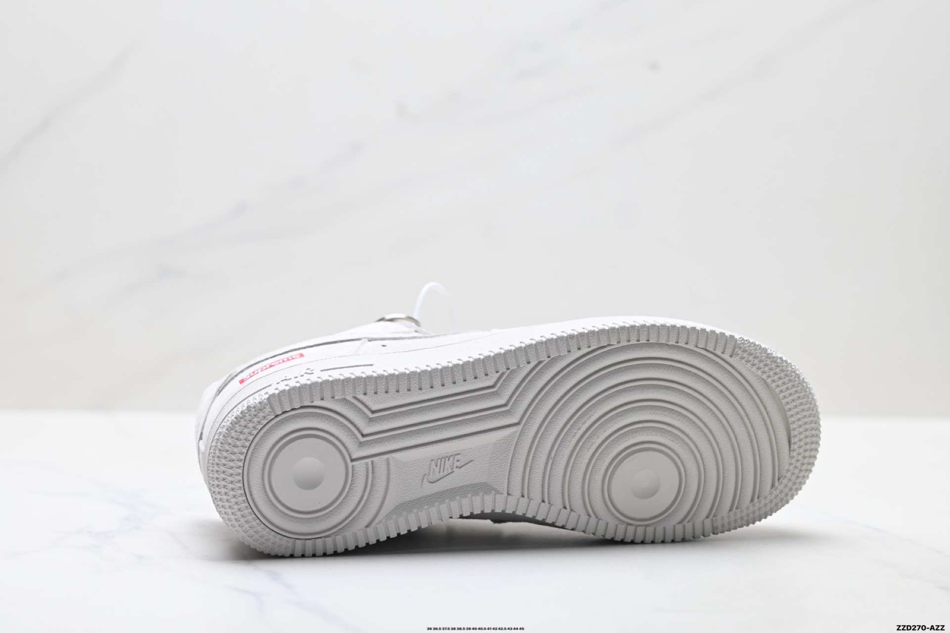 NIKE AIR FORCE 1‘07 LV8 DF0188-116