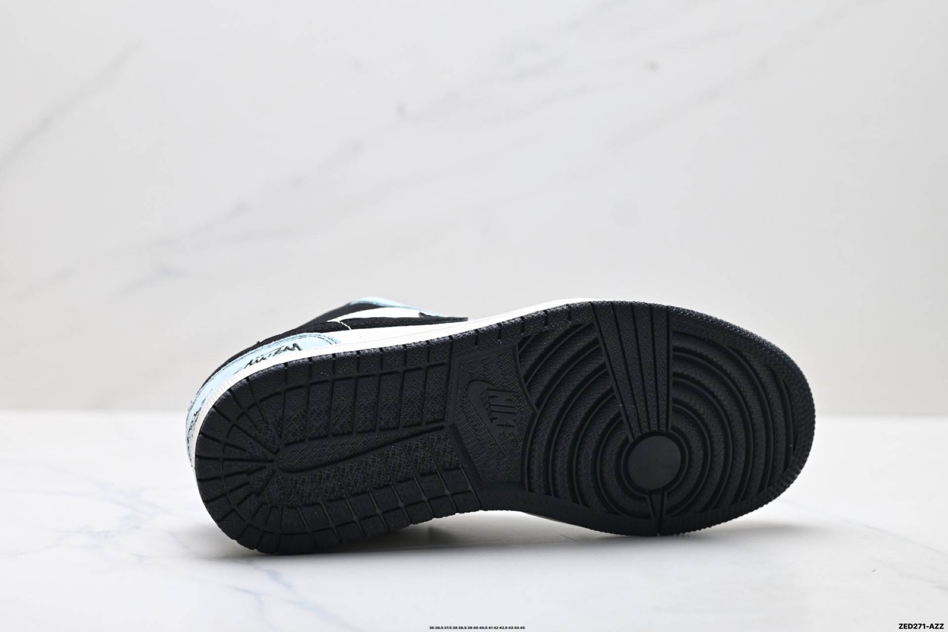 Nike Air Jordan 1 Low AJ1乔1低帮休闲板鞋 QJ1988-005