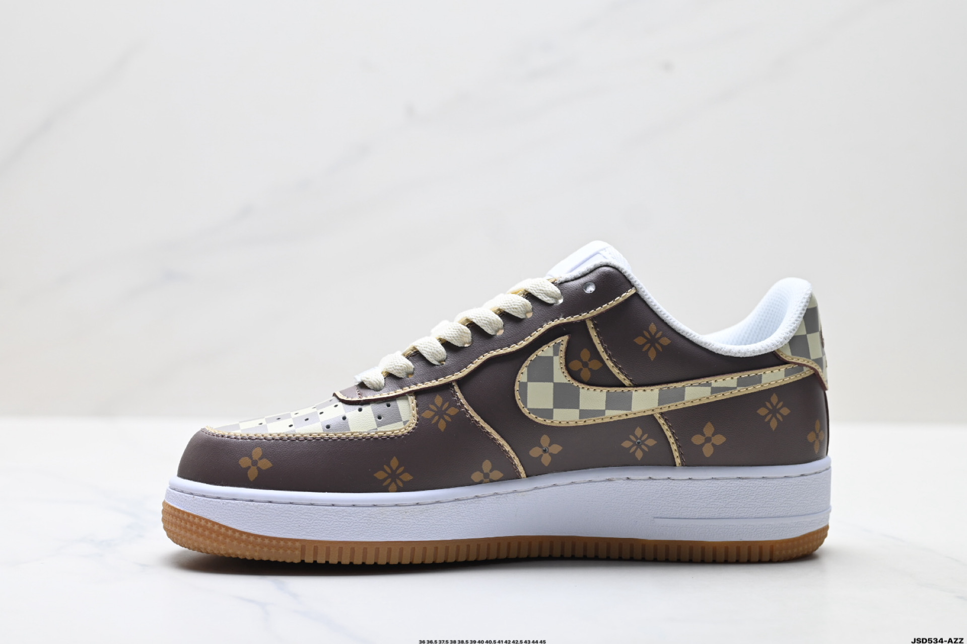 NIKE AIR FORCE 1‘07 DJ2739-100