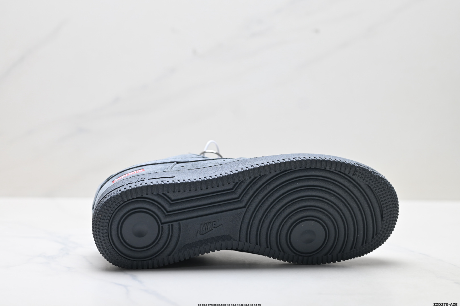 NIKE AIR FORCE 1‘07 LV8 DF0188-115