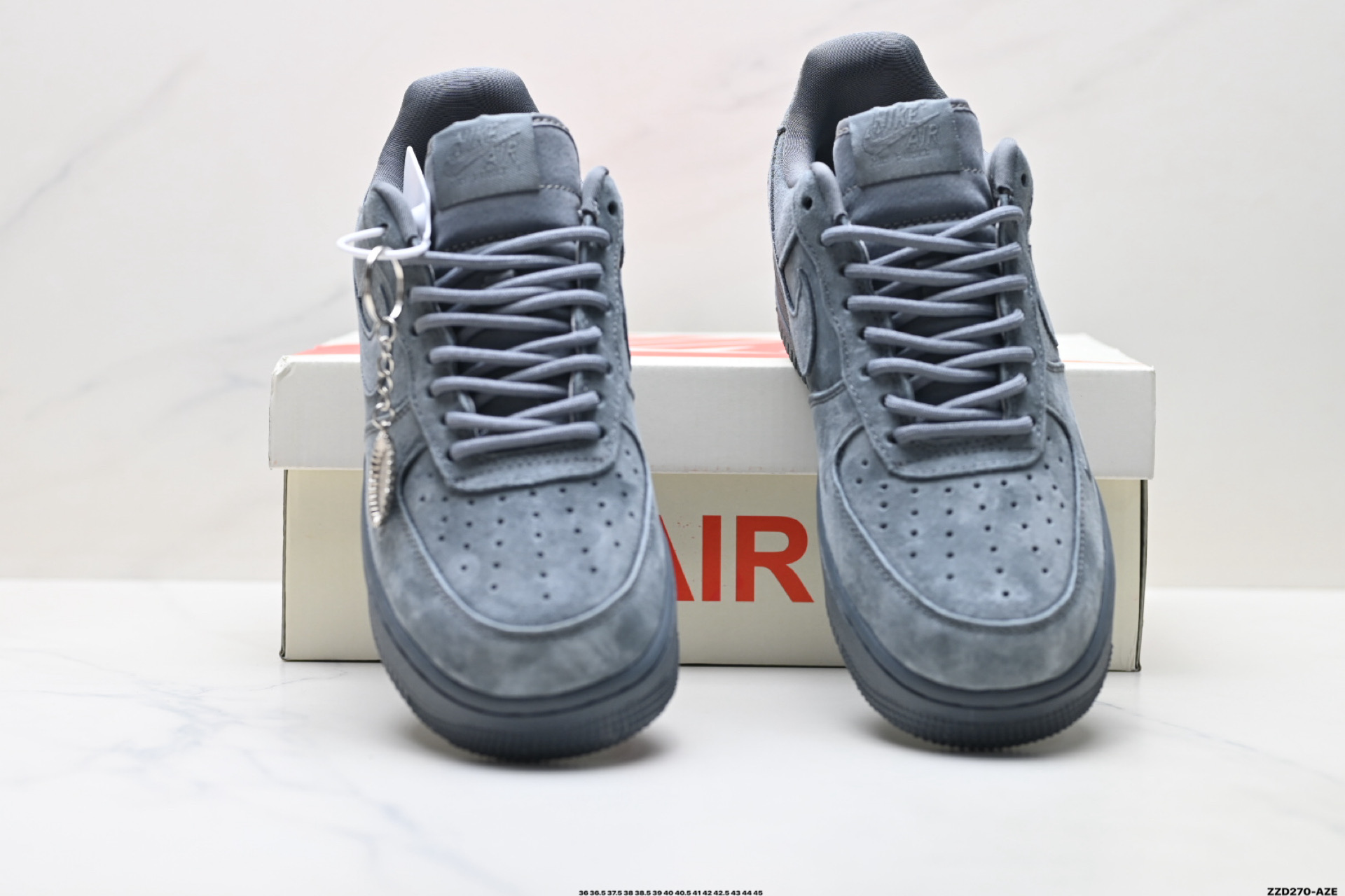 NIKE AIR FORCE 1‘07 LV8 DF0188-115