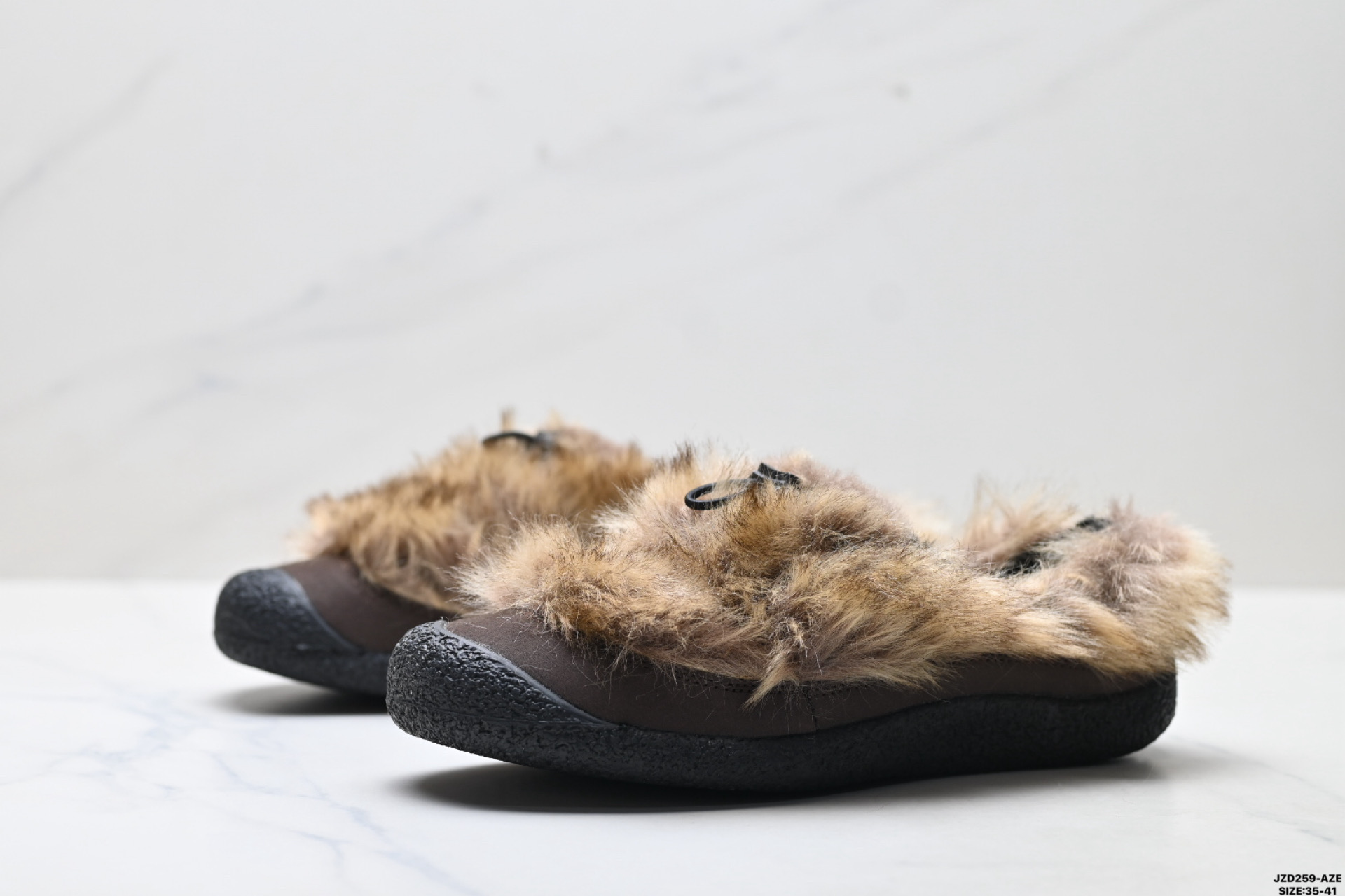 160 KEEN科恩 Howser 3 Slide 保暖舒适 户外日常 厚底一脚蹬 防滑耐磨 低帮休闲鞋 1022258