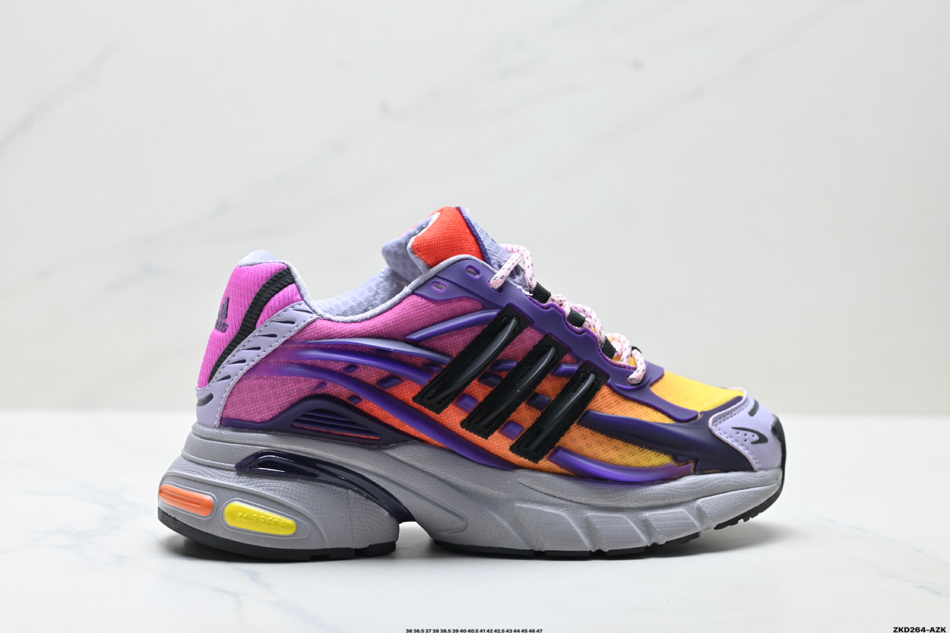 💰250
公司级✅Adidas Adistar Jellyfish 水母系列 阿迪达斯 时尚舒适 耐磨透气 低帮老爹鞋
以3D风格焕新演绎标志性三条纹 为造型添上点睛之笔 金属质感视觉效果 自带哑光反射 后跟大块的TPU包裹 让增高的大底不再突兀 更显腿长脚细 脚感更加舒适
货号:JP9285
尺码:36 36.5 37 38 38.5 39 40 40.5 41 42 42.5 43 44 45 46 47
ID:ZKD264-AZK