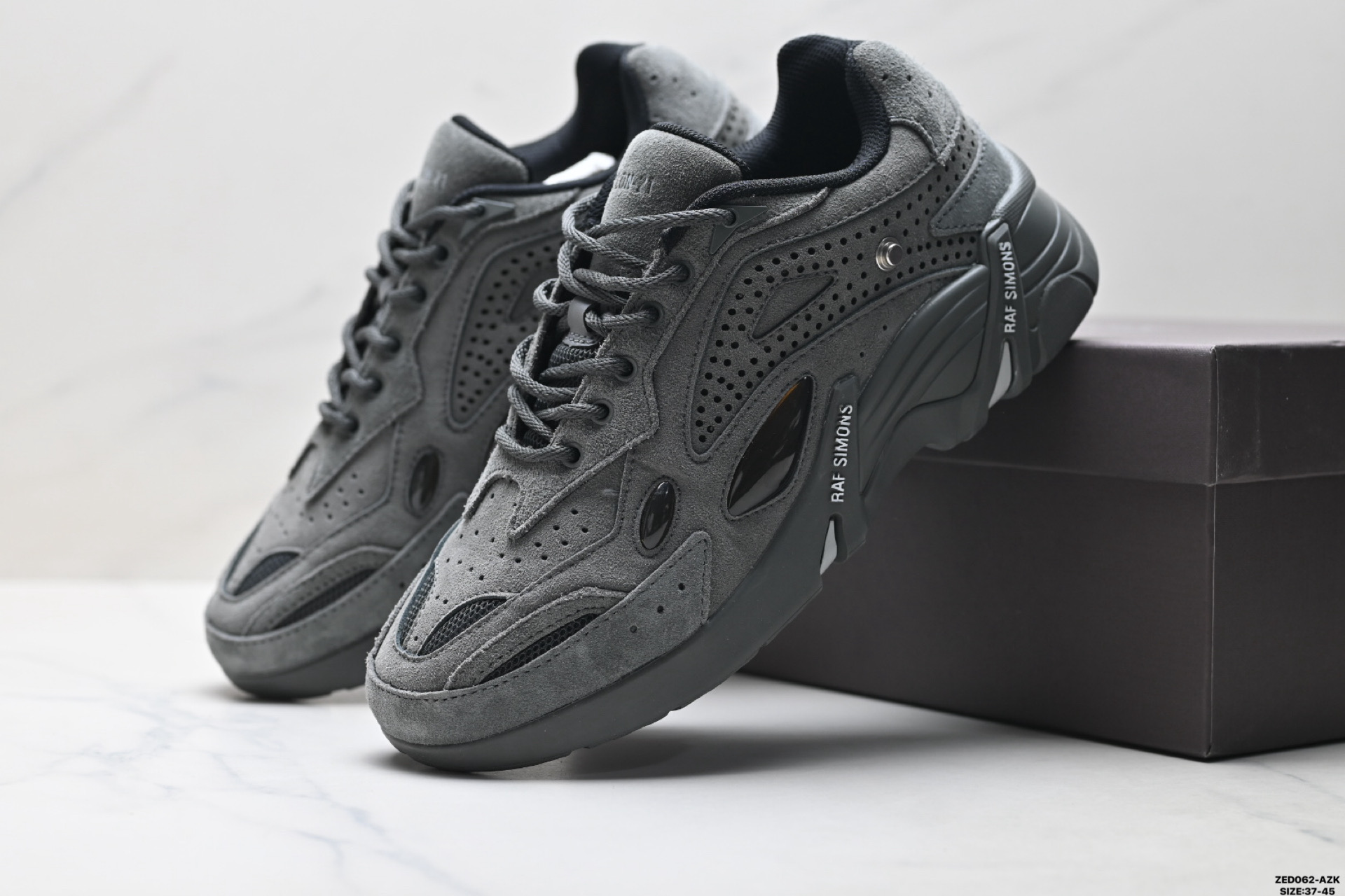 280 RAF SIMONS CYLON-21 潮流运动 织物皮革 圆头系带 低帮休闲鞋 HR740007S-0047