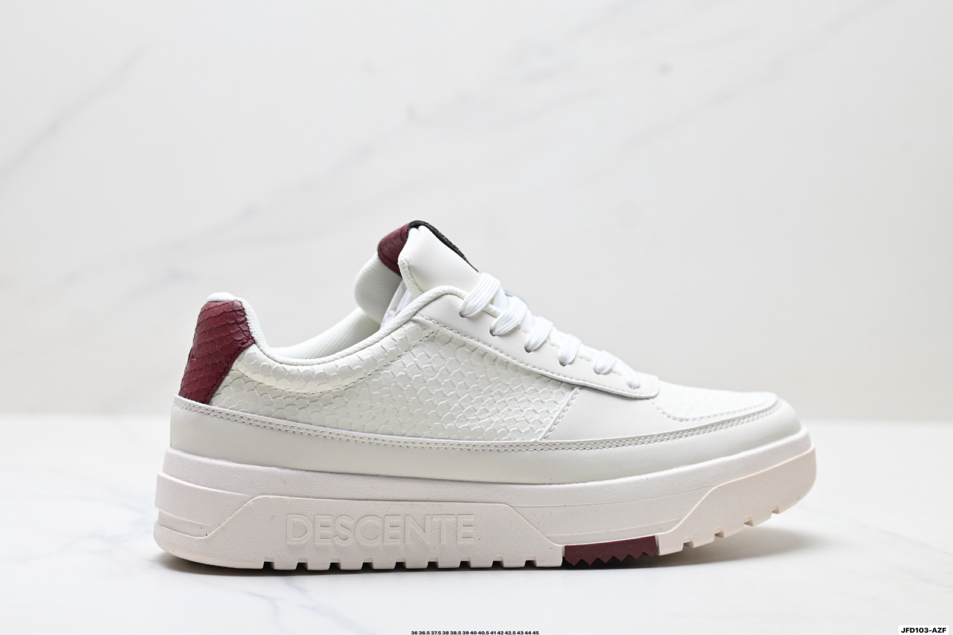 💰150
公司级✅迪桑特DESCENTE DUALIS DE BOARD 运动舒适 低帮休闲鞋
灵感源于经典鞋形 以简洁线条勾勒百搭造型 选用皮革鞋面赋予质感 缓震中底提升穿着舒适度 兼顾日常运动与休闲场景 让实用与仪式感巧妙融合
货号:D5131DSN34
尺码:36 36.5 37.5 38 38.5 39 40 40.5 41 42 42.5 43 44 45
ID:JFD103-AZF