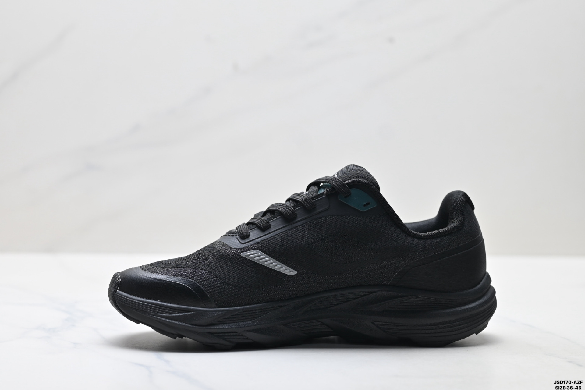 220 可隆KOLON SPORT 抓地V底巴斯夫轻盈KRUST越野跑鞋 LUFH5AN001