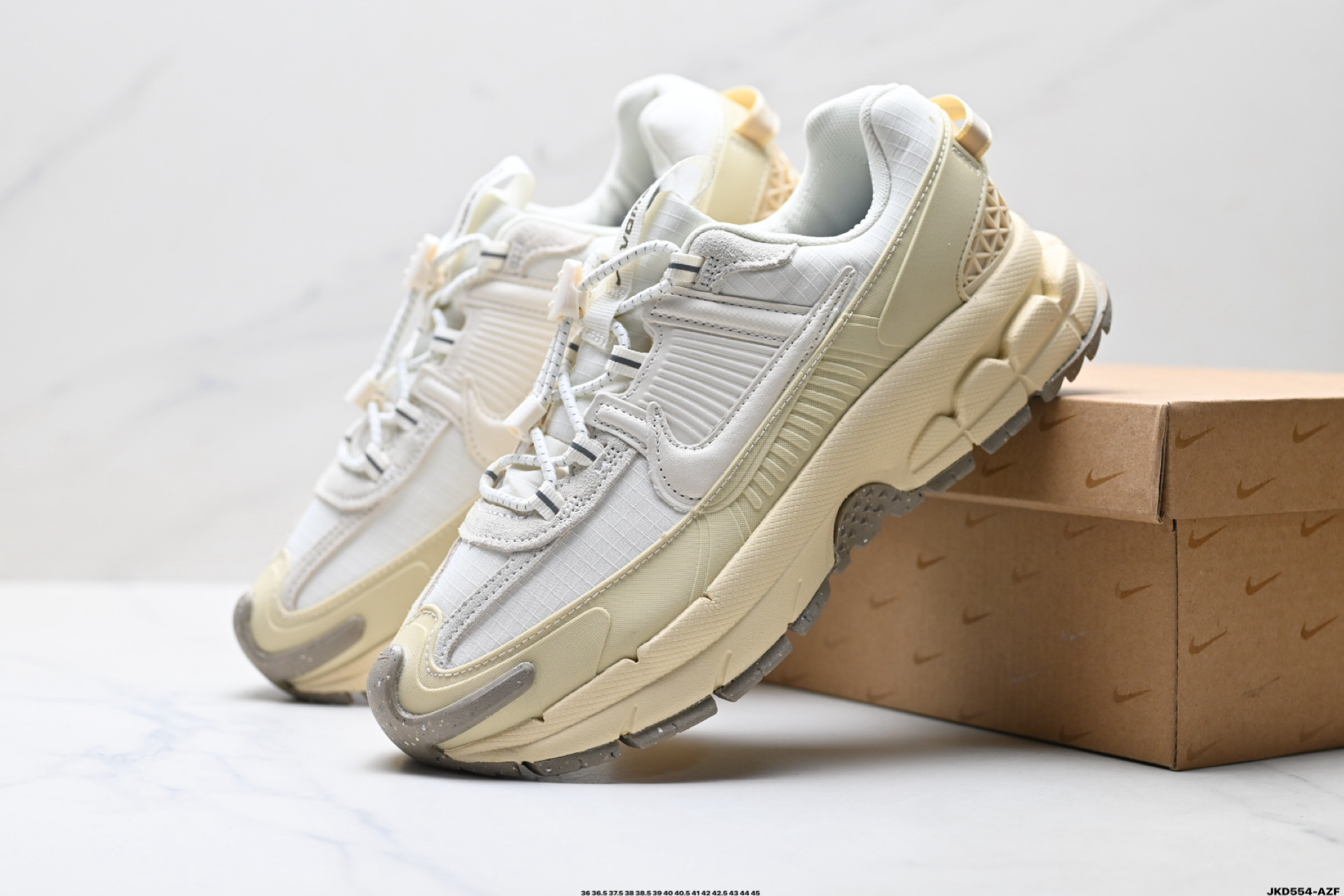 Nike Zoom Vomero Roam 耐克 复古休闲运动慢跑鞋 HV5951-300-莆田鞋,莆田鞋货源,高仿鞋,高仿鞋货源,安福档口,莆田高仿鞋,莆田鞋批发,高仿鞋批发,莆田高仿运动鞋,高仿运动鞋,莆田运动鞋 Nike Zoom Vomero Roam 耐克 复古休闲运动慢跑鞋 HV5951-300