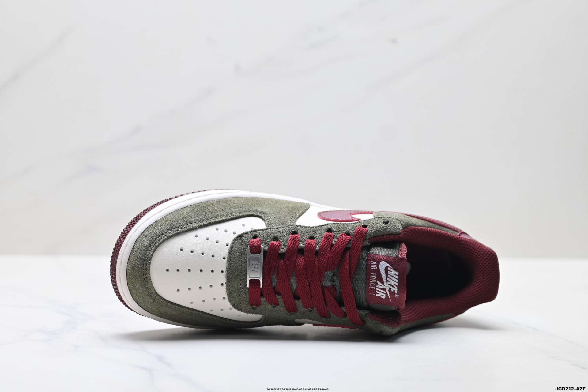 NIKE AIR FORCE 1‘07 LV8 FQ8714-302