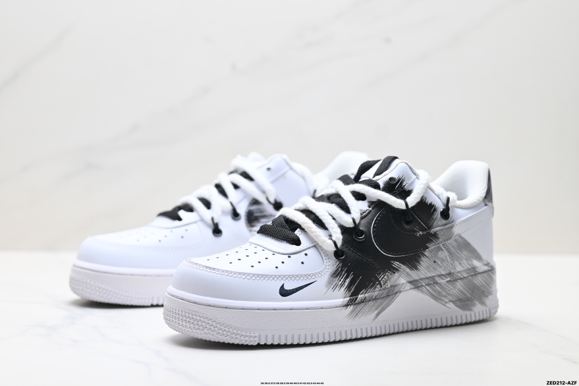 NIKE AIR FORCE 1‘07 LV8 DD2025-010