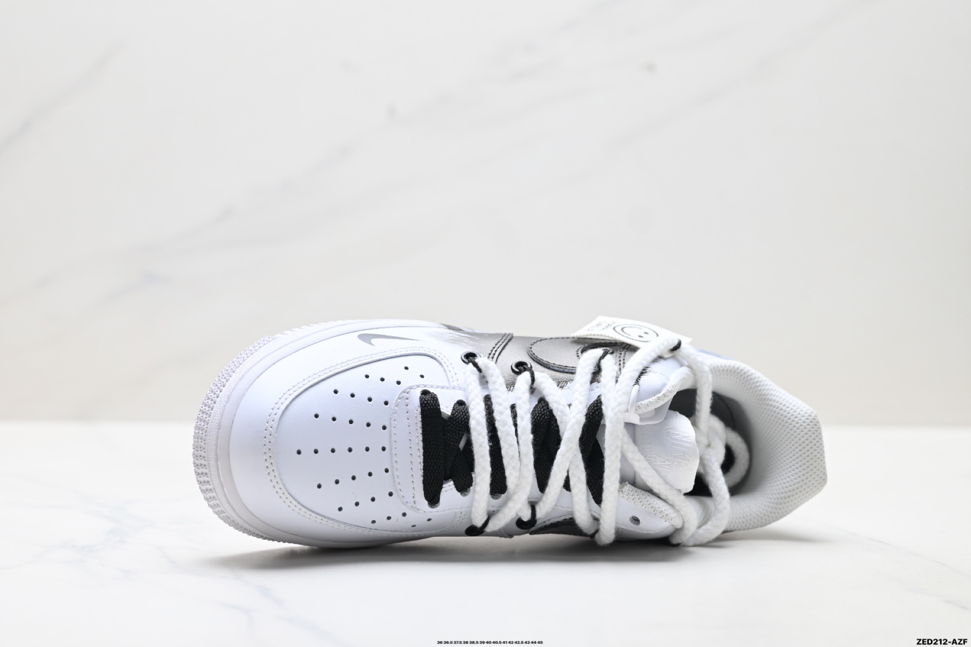 NIKE AIR FORCE 1‘07 LV8 DD2025-010