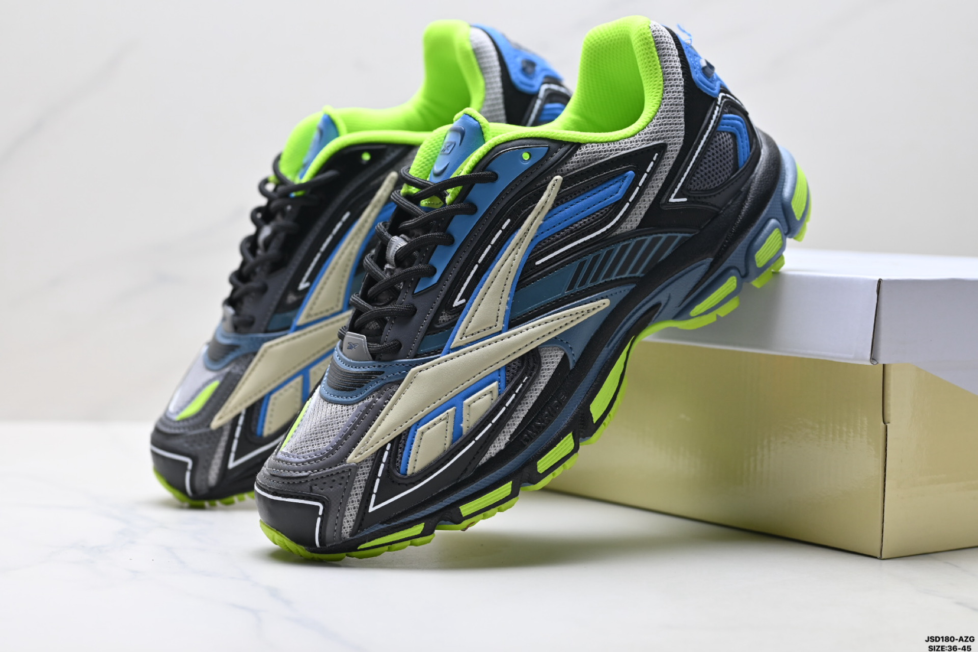 220 Reebok锐步 Premier Road Ultra 舒适百搭 低帮休闲运动鞋 RMLA06BC99MAT0022578-13