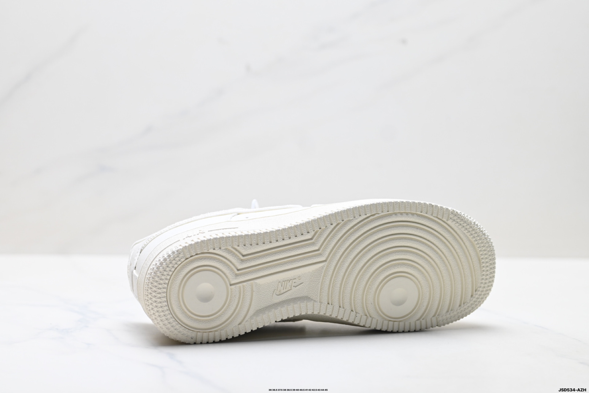 220 NIKE AIR FORCE 1‘07 LX lH7351-010