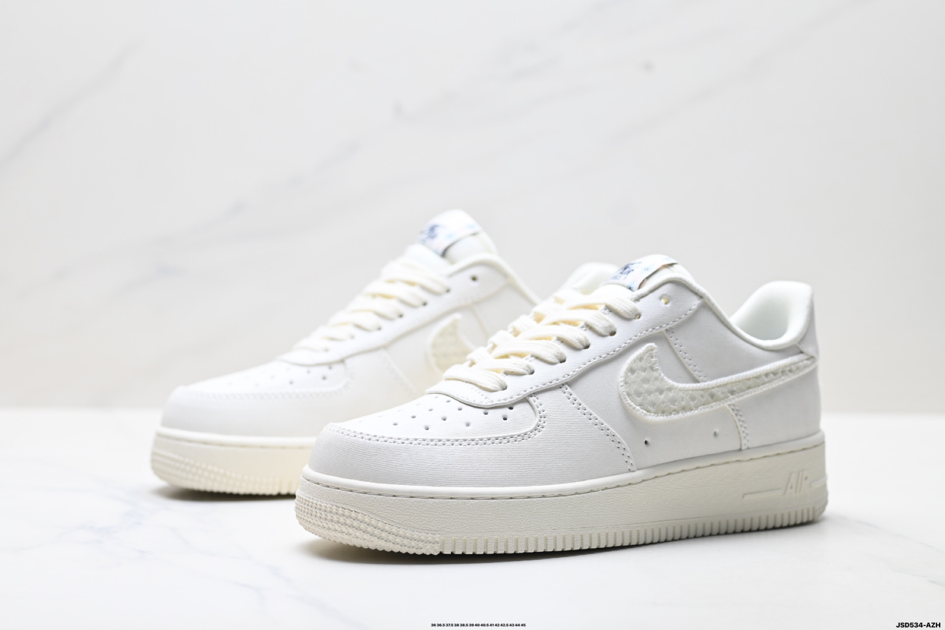 220 NIKE AIR FORCE 1‘07 LX lH7351-010