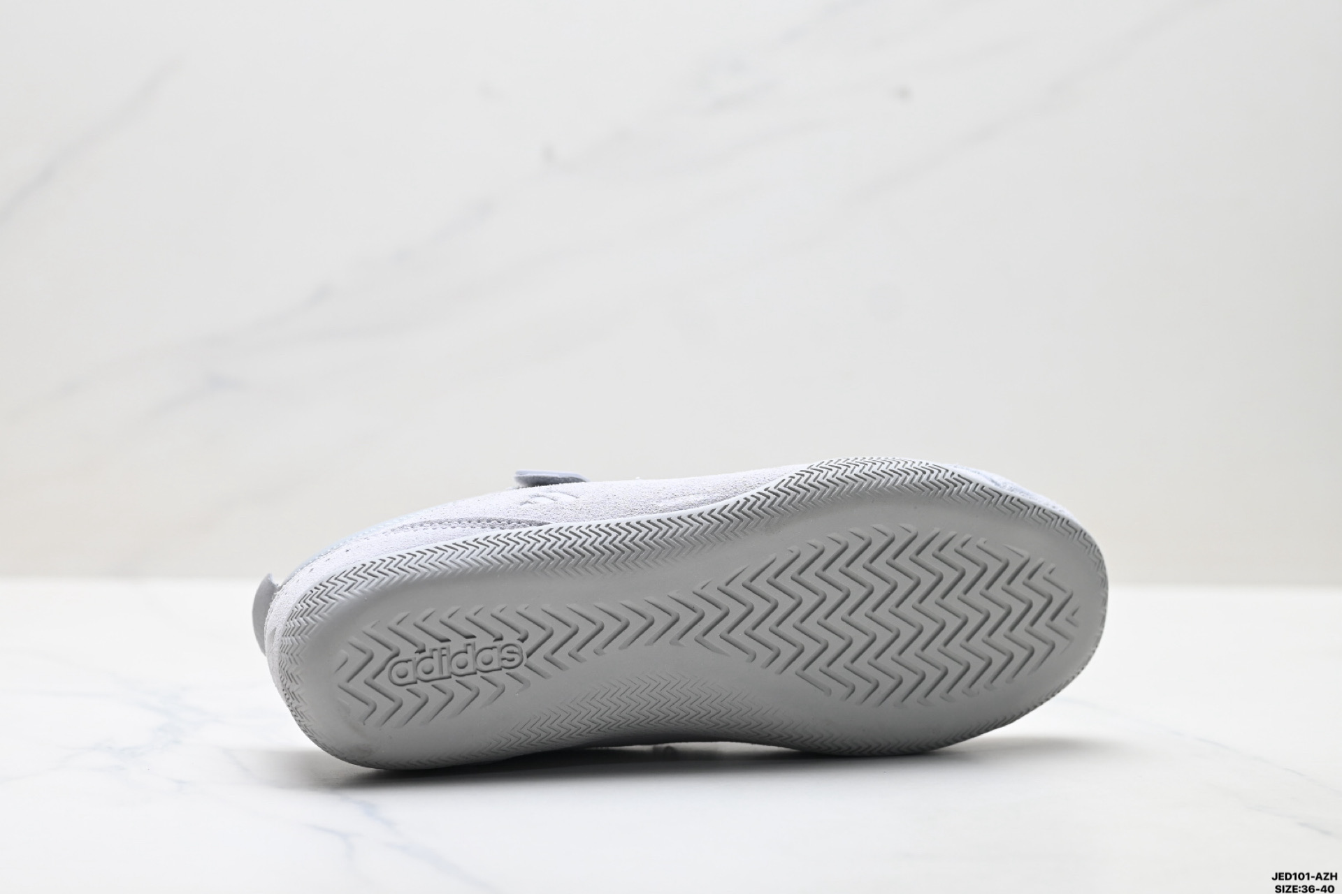 170 ADIDAS URBAN REVERIE 舒适百搭 耐磨低帮 阿迪达斯 生活休闲鞋 JQ9391