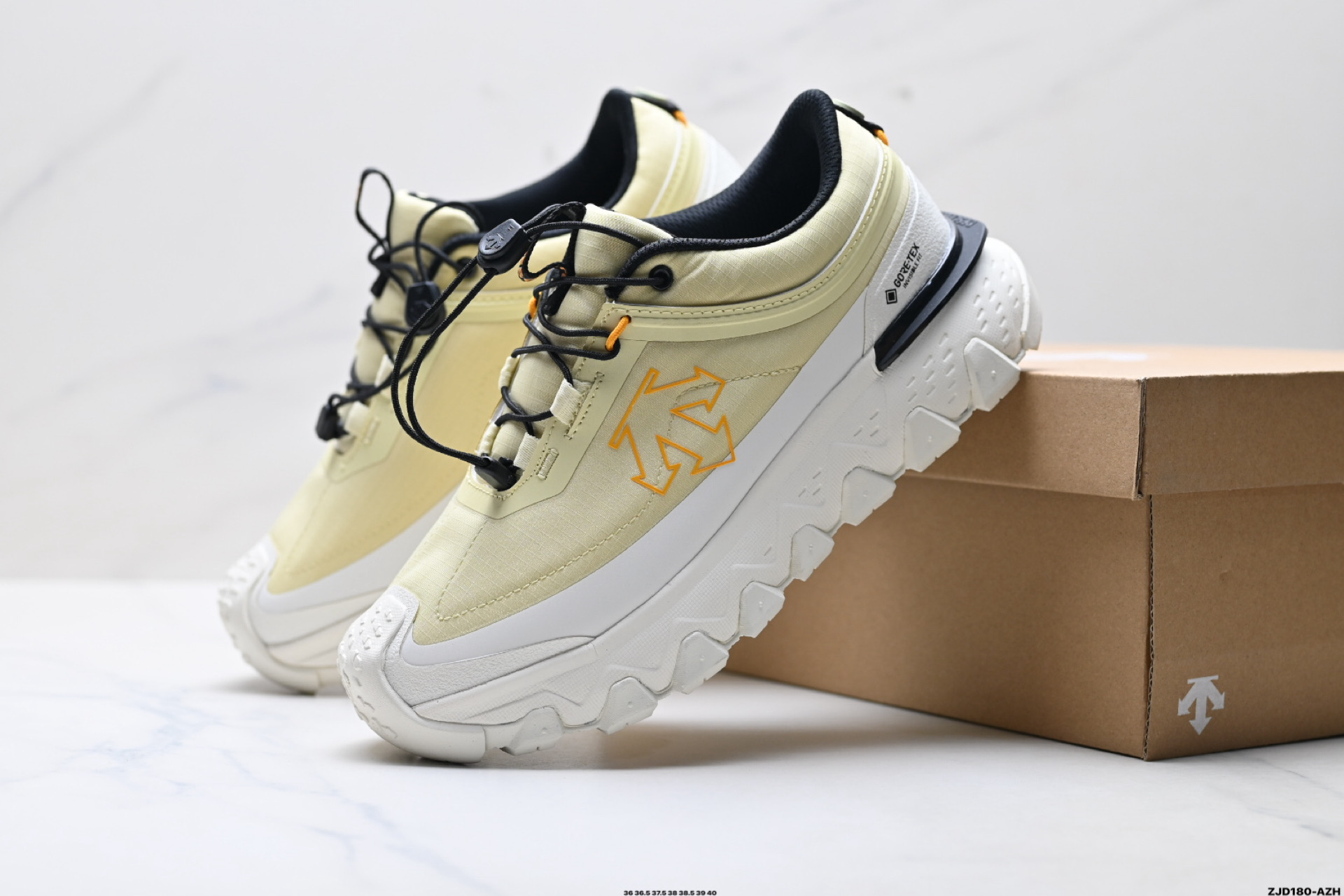 260 迪桑特DESCENTE SKI STYLE系列 SNOW RIDE GTX舒适百搭 防滑耐磨低帮 生活休闲鞋 D5431SSN56