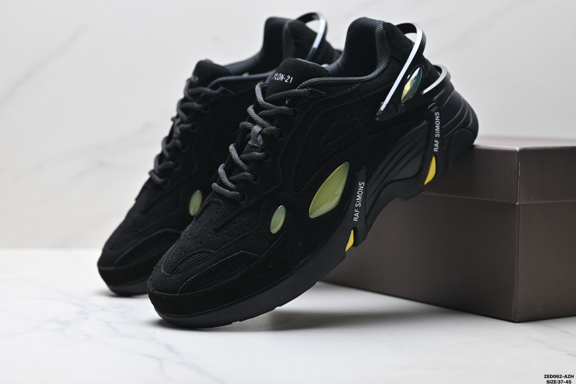 280 RAF SIMONS CYLON-21 潮流运动 织物皮革 圆头系带 低帮休闲鞋 HR740008L-0003