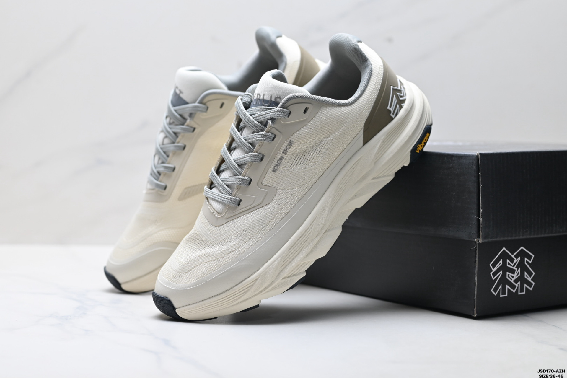 220 可隆KOLON SPORT 抓地V底巴斯夫轻盈KRUST越野跑鞋 LUFH5AN001