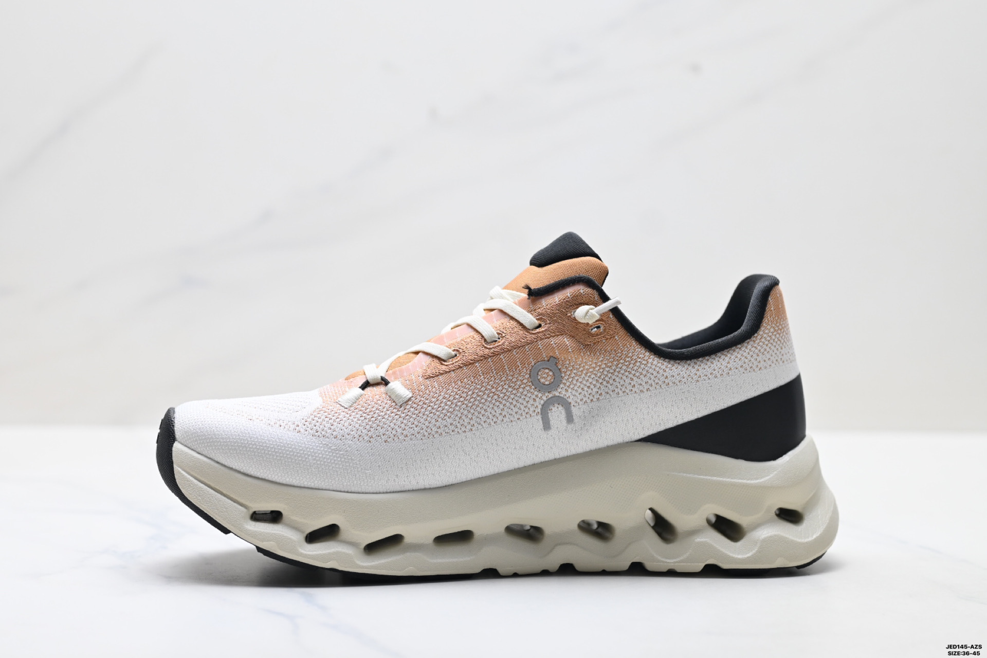 170 On昂跑Cloudtilt 轻量运动休闲鞋 脚感很舒服