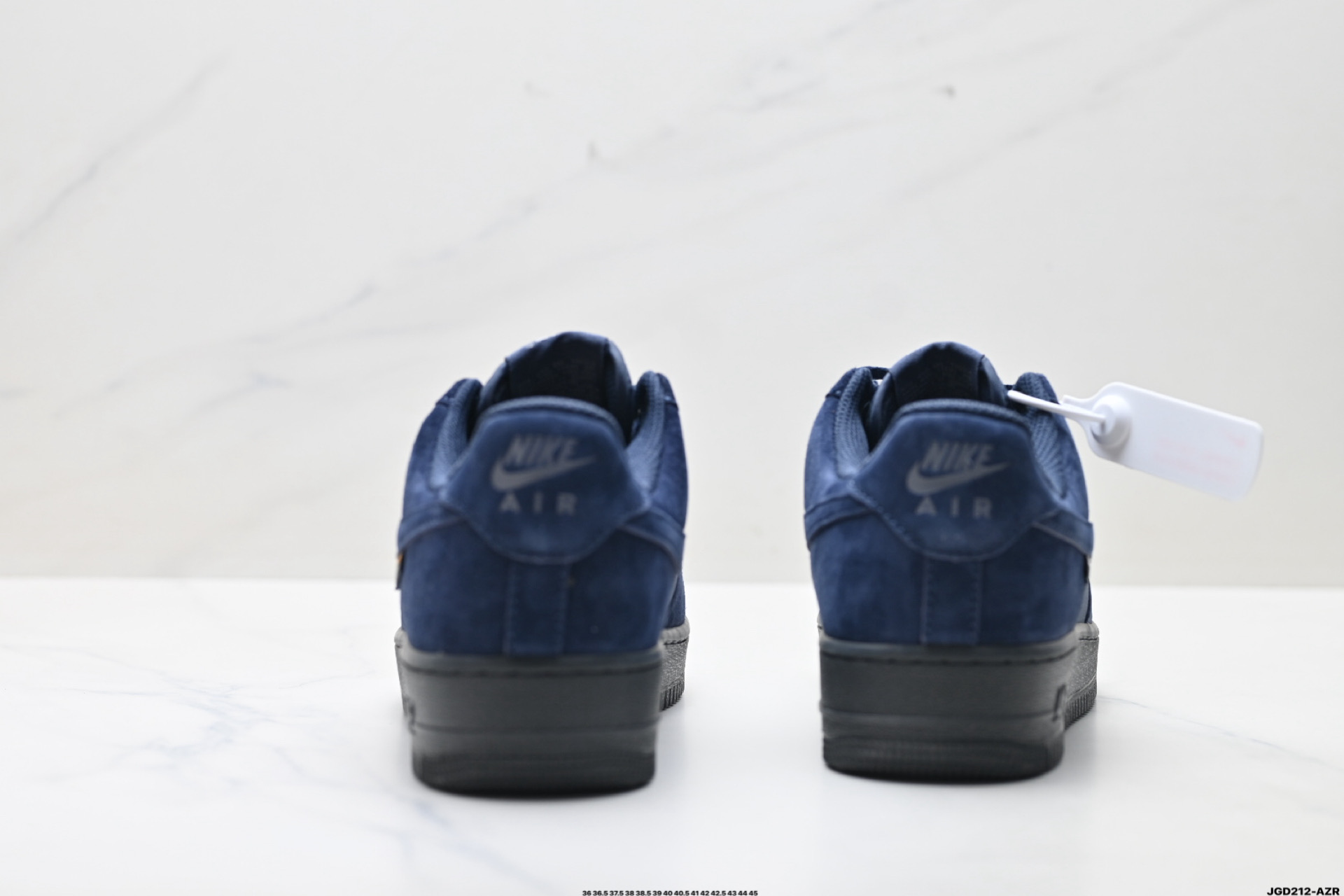 NIKE AIR FORCE 1‘07 HQ3822-400