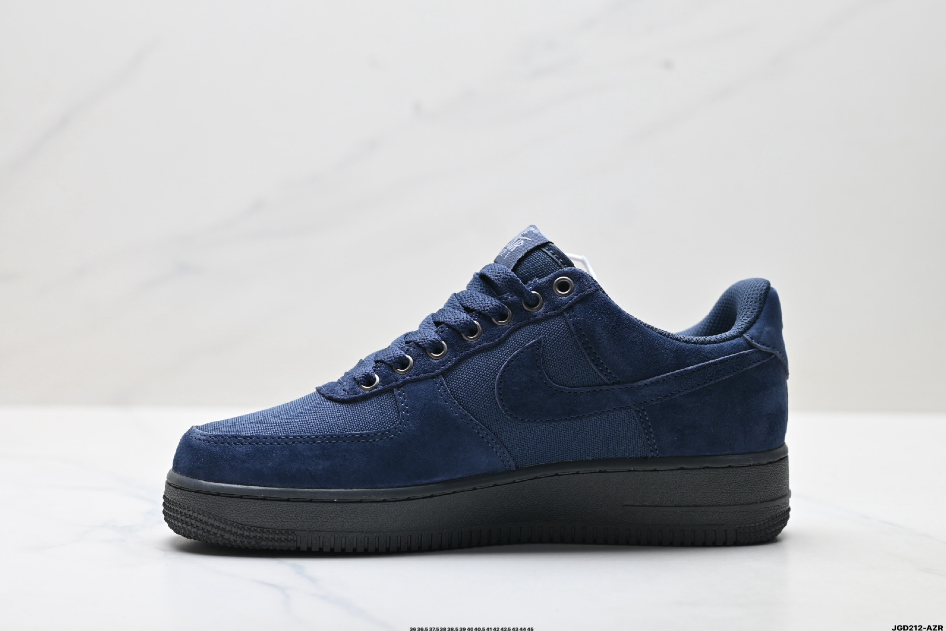 NIKE AIR FORCE 1‘07 HQ3822-400