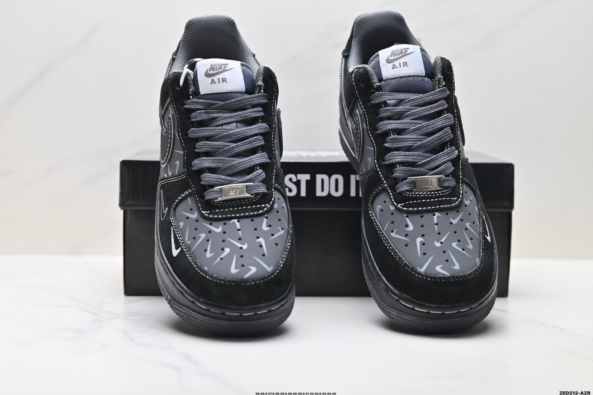 NIKE AIR FORCE 1‘07 DD8585-200