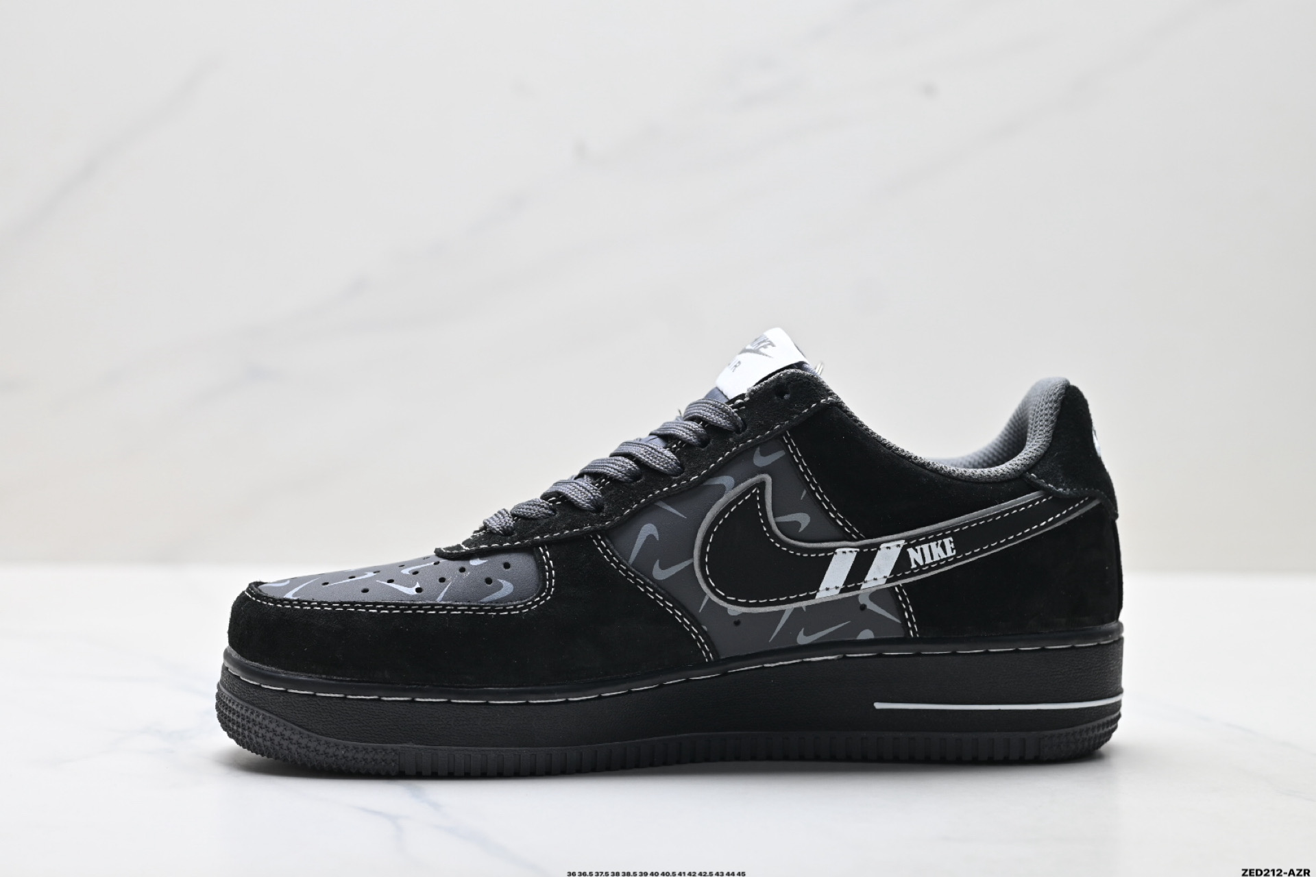 NIKE AIR FORCE 1‘07 DD8585-200