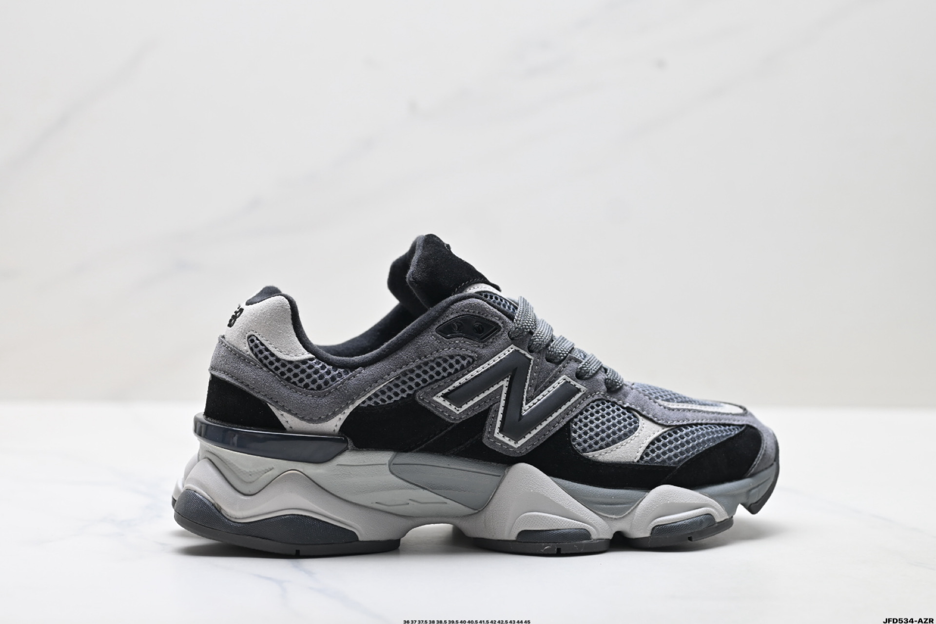 💰160
公司级✅New Balance 9060系列 新百伦 复古休闲运动慢跑鞋
鞋面大身由空间双格及磨砂鞋面拼接而生
采用大面积网眼以及麂皮材质覆盖鞋身 还原经典气质 搭载ABZORB避震科技 由泡沫聚酯制成 上脚可以有效减少由鞋底反弹对身体及双腿的冲击力
货号:U9060ERA
Size:36 37 37.5 38 38.5 39.5 40 40.5 41.5 42 42.5 43 44 45
ID:JFD534-AZR