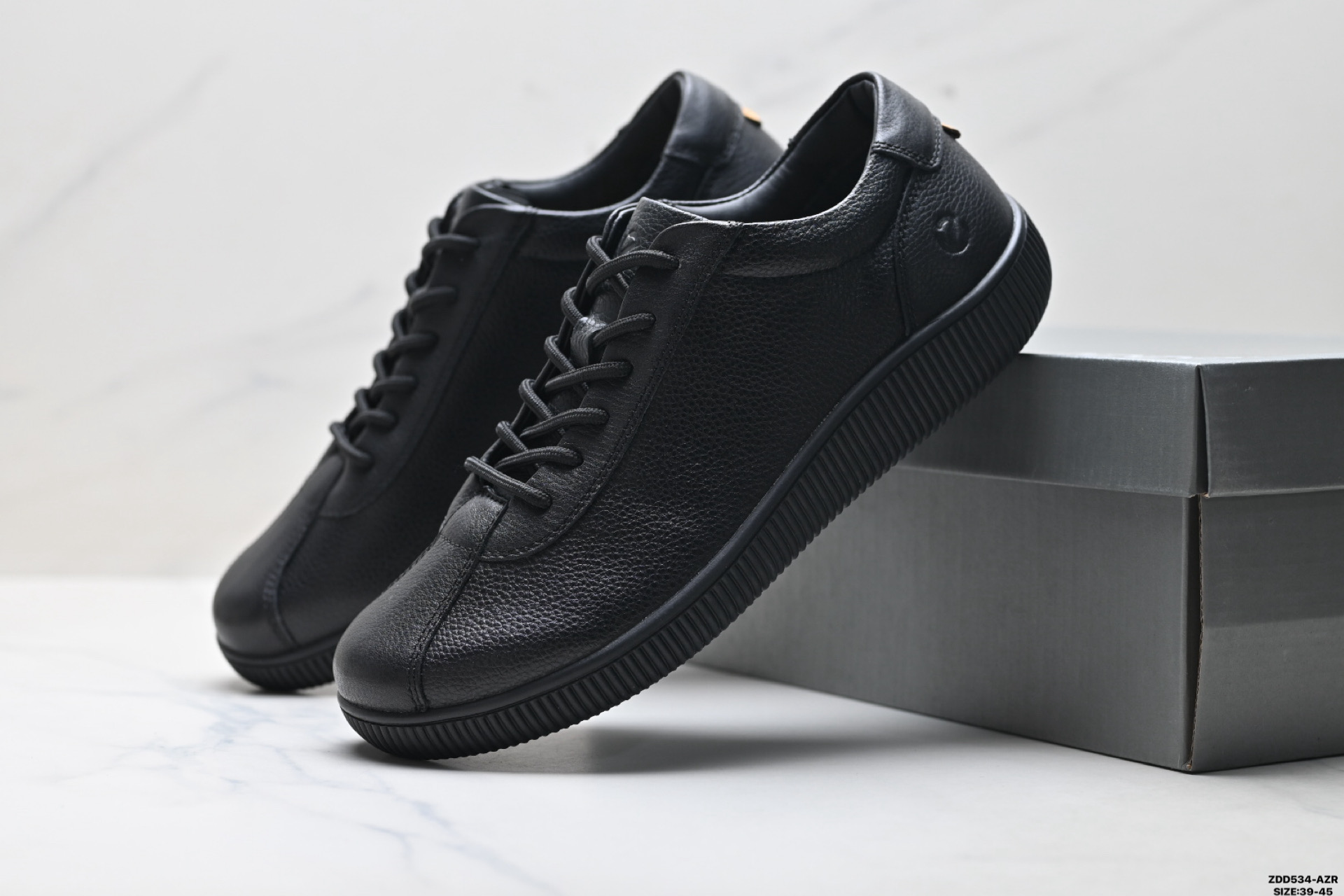 250 Ecco爱步 柔酷零点 牛皮 运动潮流 减震耐磨 低帮休闲鞋 537764-010