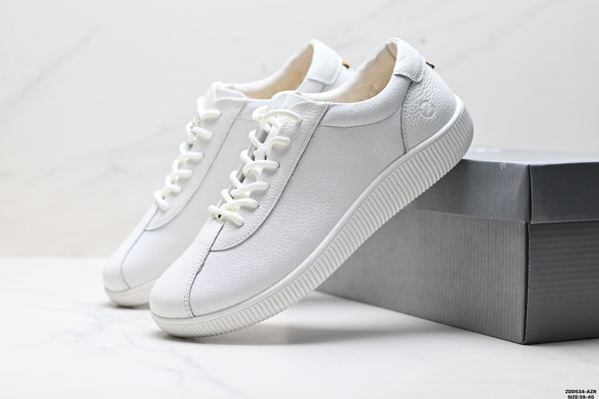 250 Ecco爱步 柔酷零点 牛皮 运动潮流 减震耐磨 低帮休闲鞋 537764-010