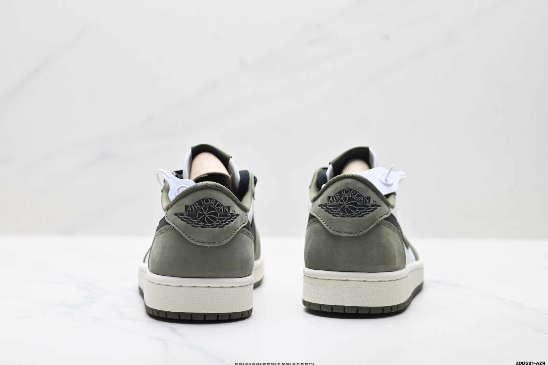 Nike Air Jordan 1 Retro Low OG 耐克 AJ1乔1低帮休闲板鞋 HQ6998-200