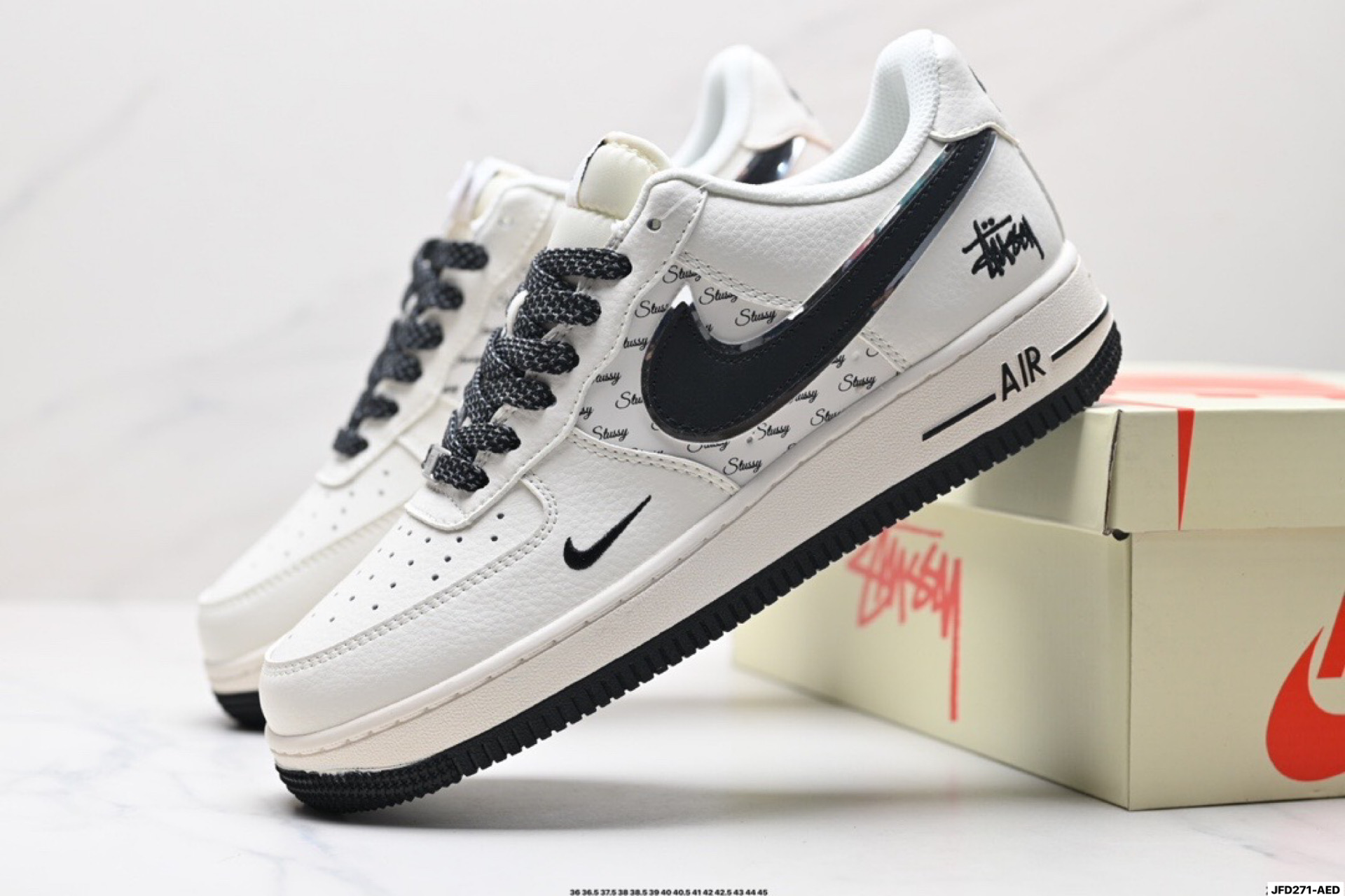 NIKE AIR FORCE 1‘07 DD8959-100