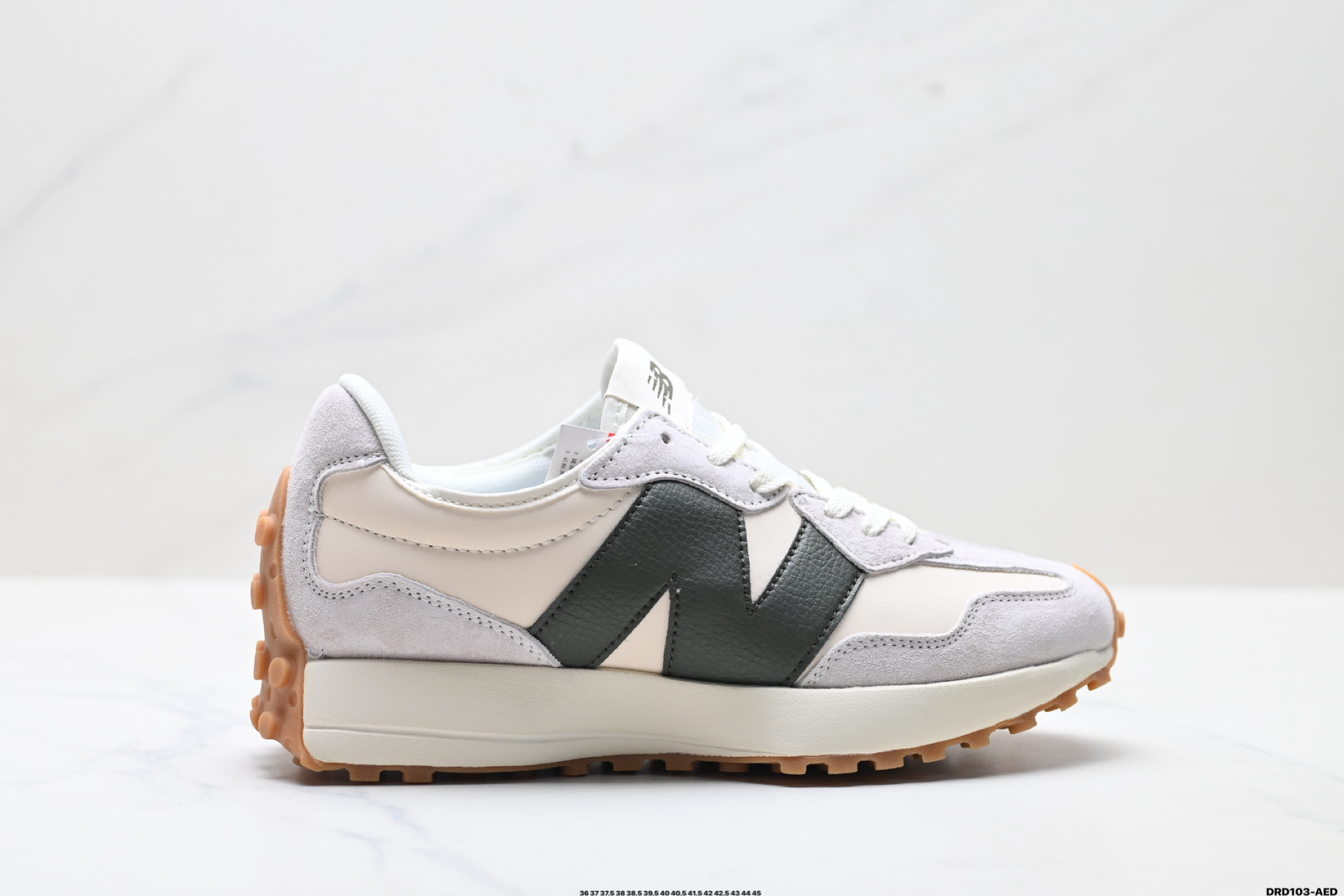 💰100
真标✅New Balance 327系列 新百伦 复古休闲运动慢跑鞋 以更纯粹的复古风格设计打造的全新造型 侧身还以解构设计 将 N 字标志以做旧压花样式呈现
官方货号:WS327AL
尺码:36 37 37.5 38 38.5 39.5 40 40.5 41.5 42 42.5 43 44 45
ID:DRD103-AED