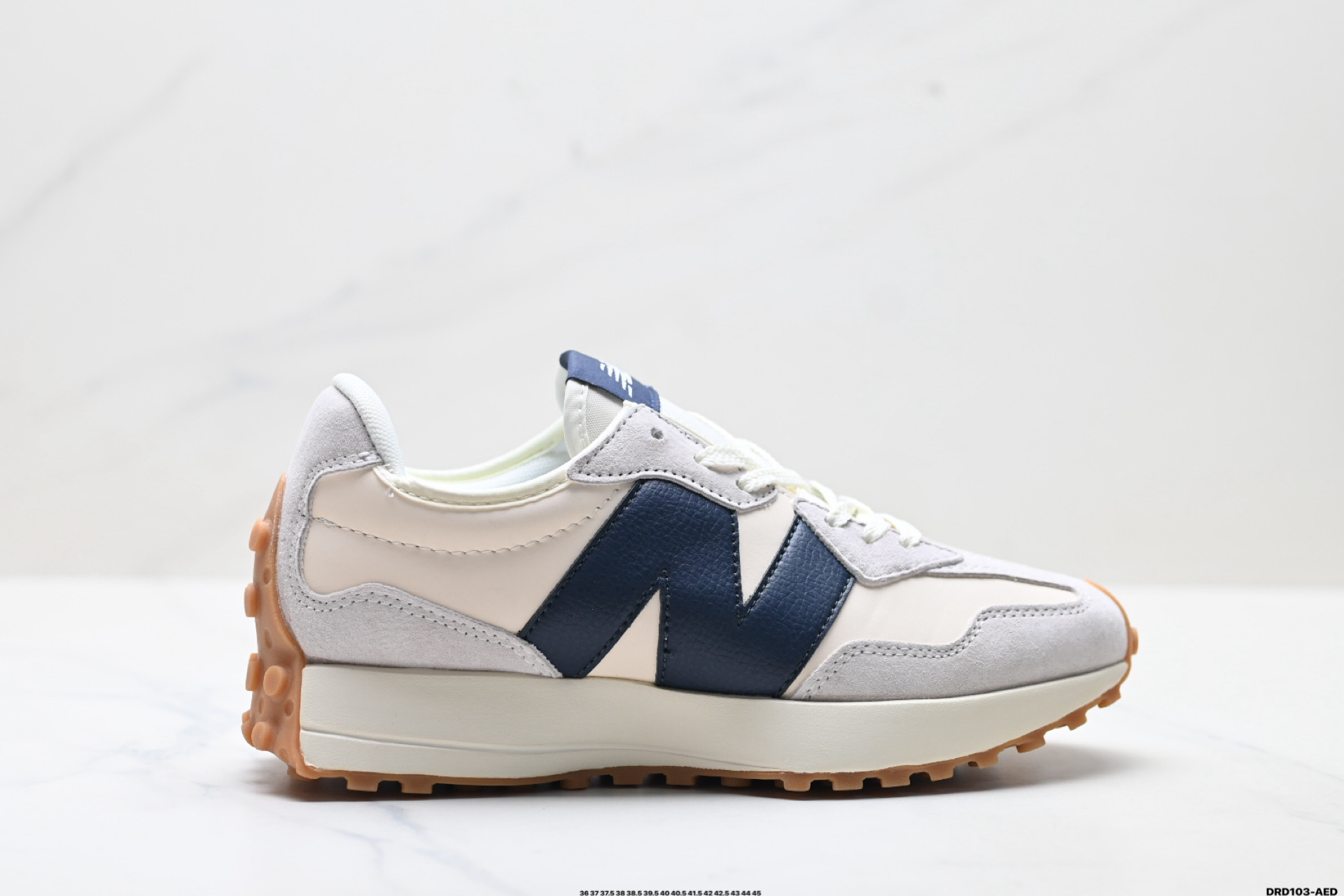 💰100
真标✅New Balance 327系列 新百伦 复古休闲运动慢跑鞋 以更纯粹的复古风格设计打造的全新造型 侧身还以解构设计 将 N 字标志以做旧压花样式呈现
官方货号:WS327AL
尺码:36 37 37.5 38 38.5 39.5 40 40.5 41.5 42 42.5 43 44 45
ID:DRD103-AED