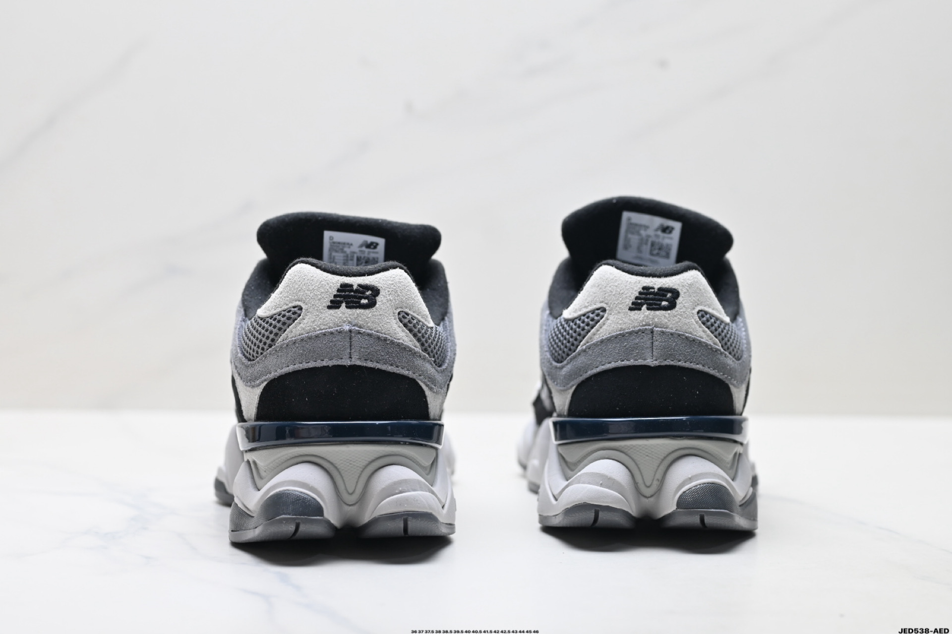💰180
真标✅New Balance 9060系列 新百伦 复古休闲运动慢跑鞋
鞋面大身由空间双格及磨砂鞋面拼接而生
采用大面积网眼以及麂皮材质覆盖鞋身 还原经典气质 搭载ABZORB避震科技 由泡沫聚酯制成 上脚可以有效减少由鞋反弹对身体及双腿的冲击力
货号:U9060ERA
Size:36 37 37.5 38 38.5 39.5 40 40.5 41.5 42 42.5 43 44 45 46
ID:JED538-AED