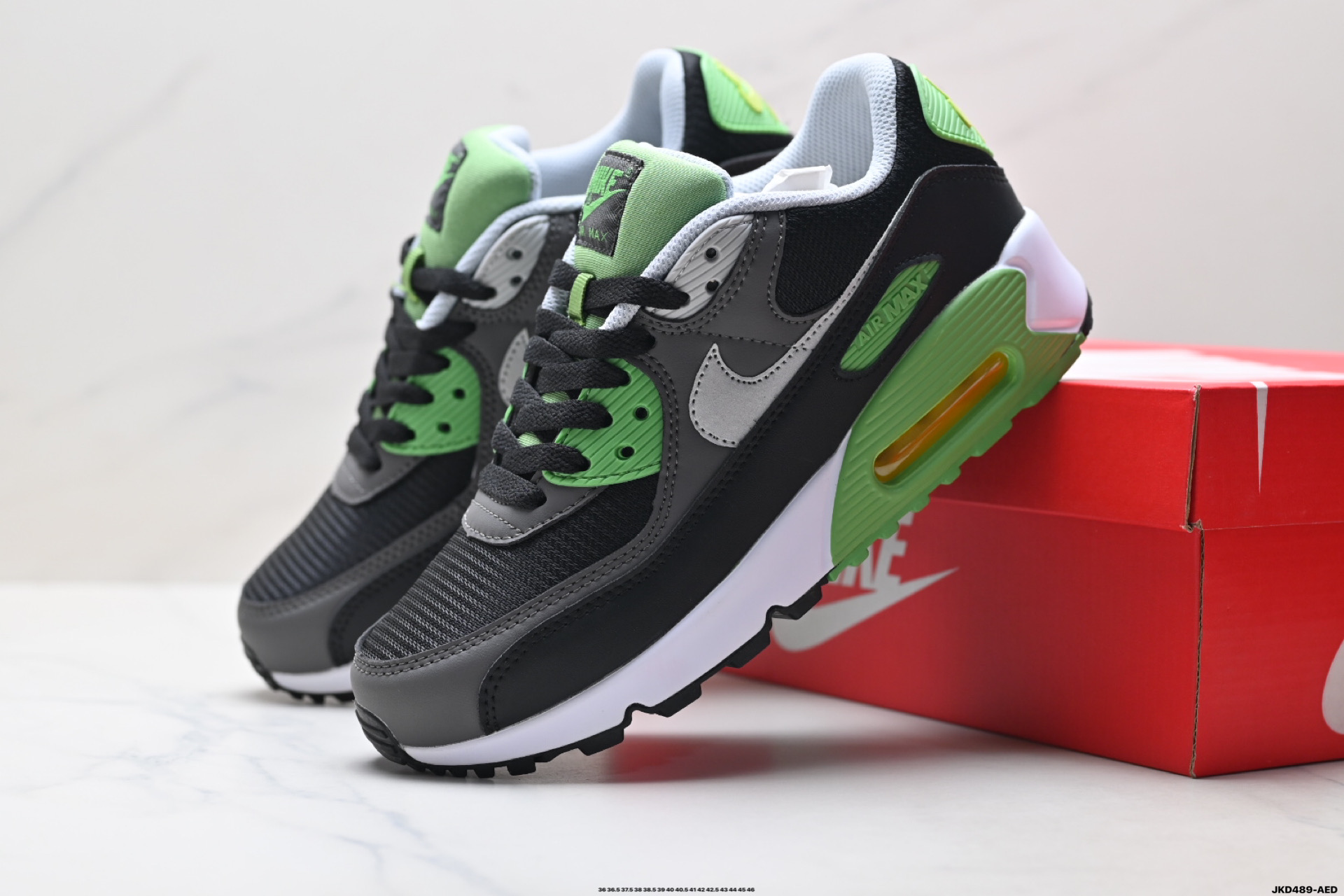 Nike Air Max 90 初代复古气垫百搭休闲运动慢跑鞋 DM0029-001 Nike Air Max 90 初代复古气垫百搭休闲运动慢跑鞋 DM0029-001