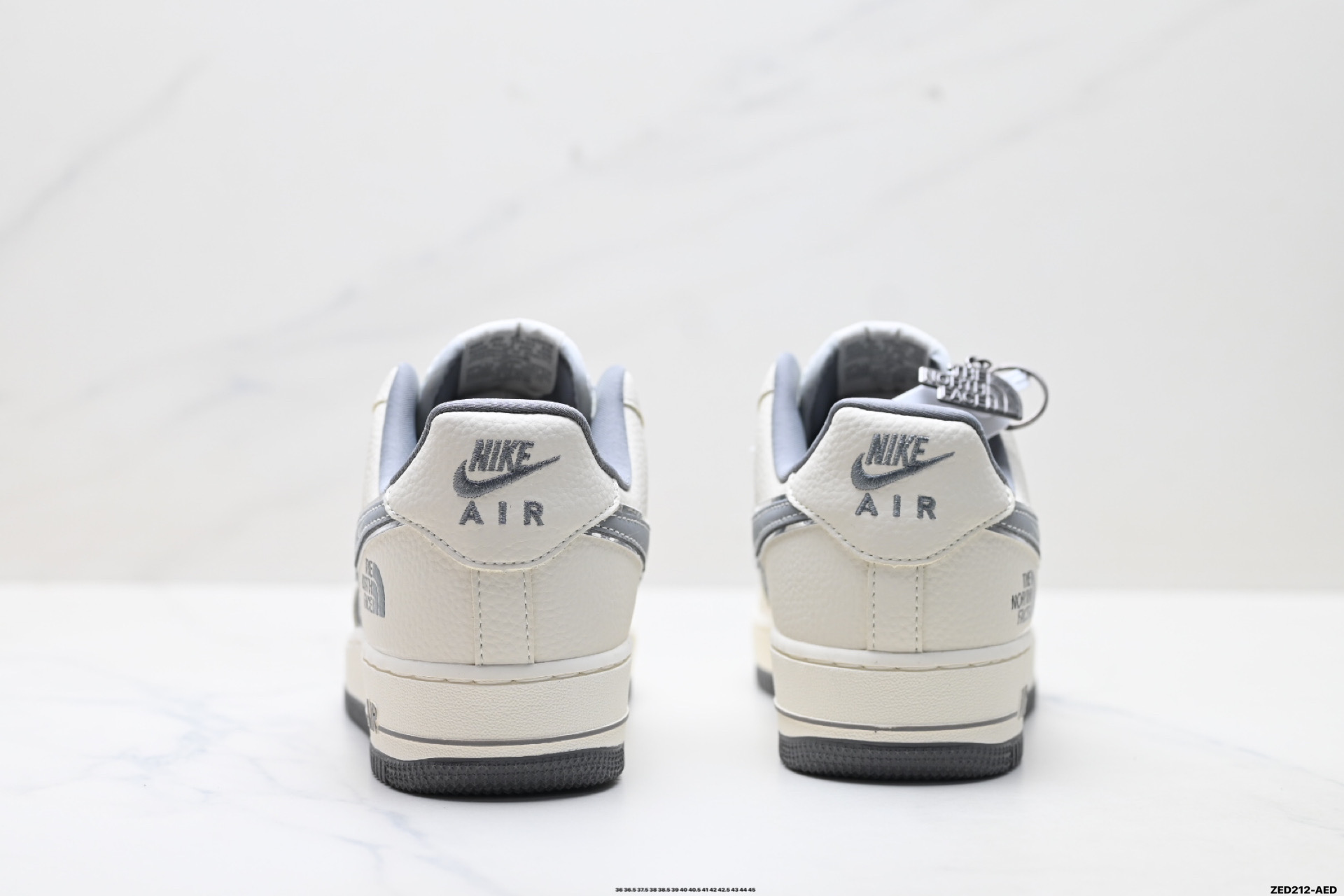 NIKE AIR FORCE 1‘07 DF0188-114