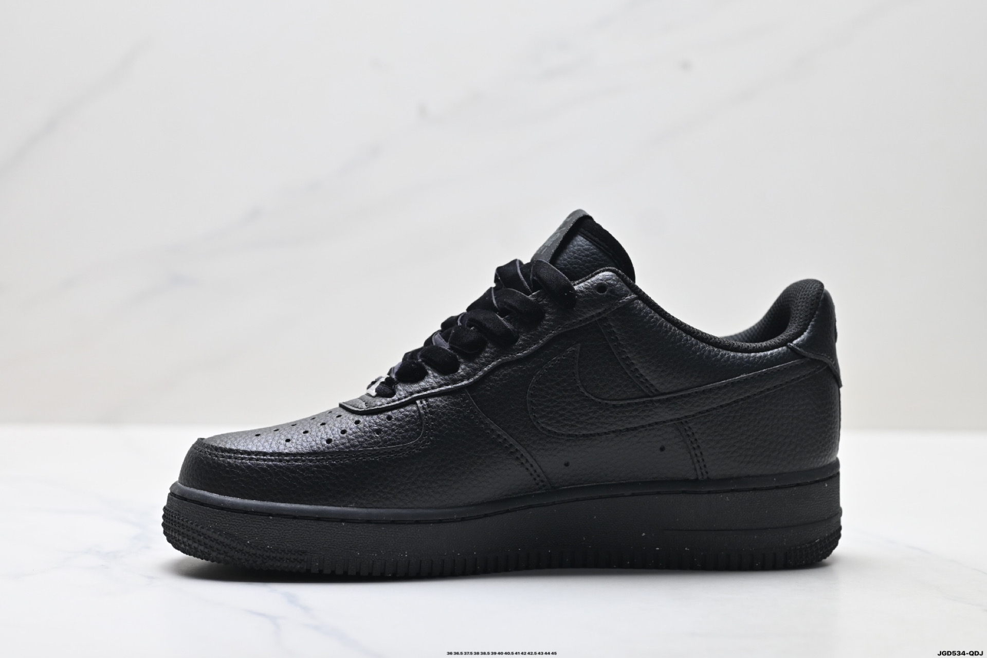 NIKE AIR FORCE 1‘07 lM6001-475