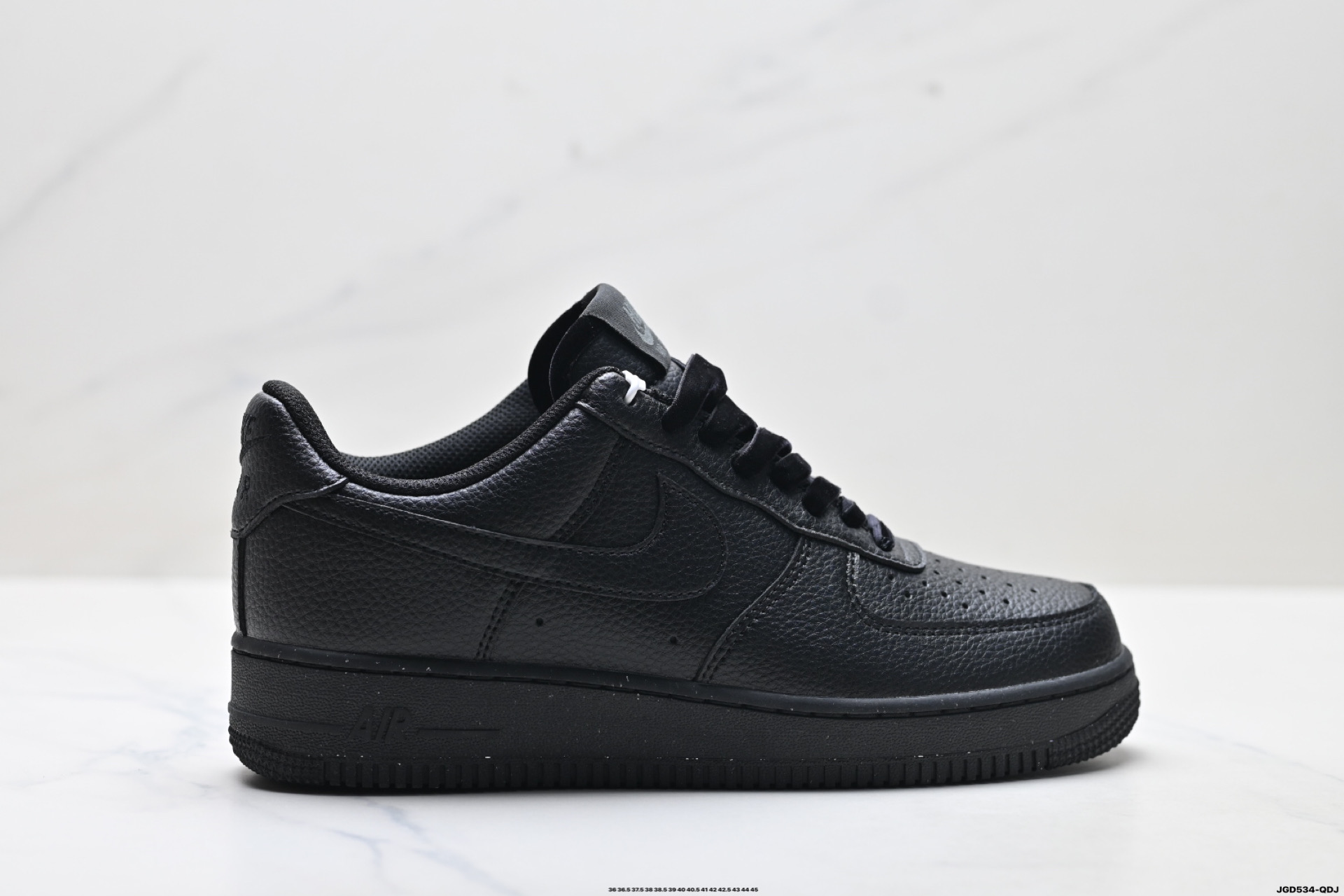 NIKE AIR FORCE 1‘07 lM6001-475