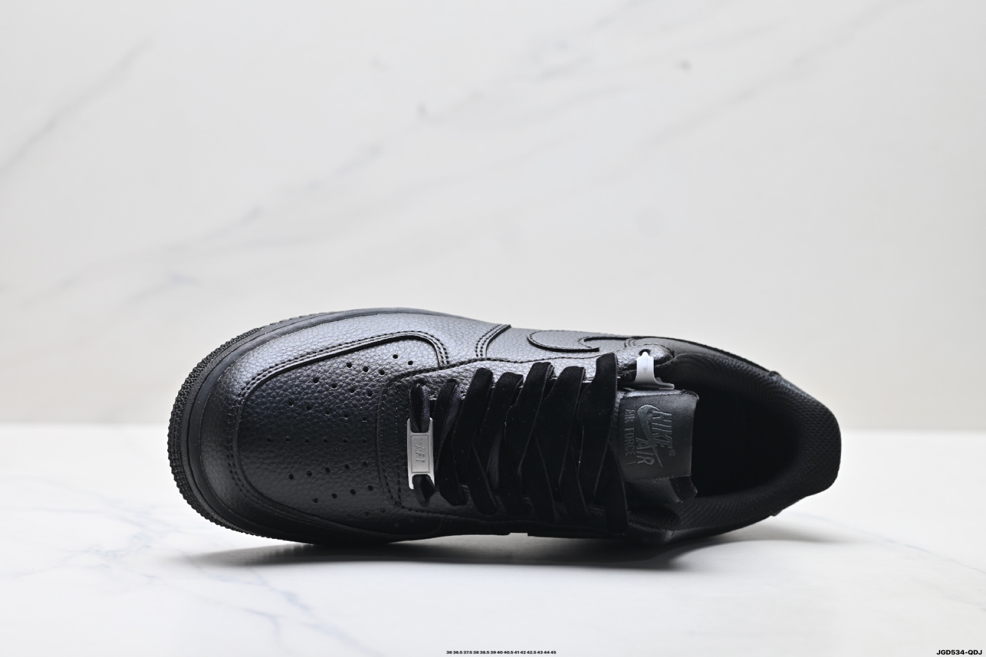 NIKE AIR FORCE 1‘07 lM6001-475