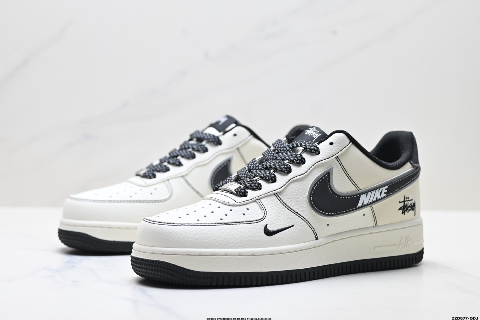 NIKE AIR FORCE 1‘07 LV8 CS5288-060