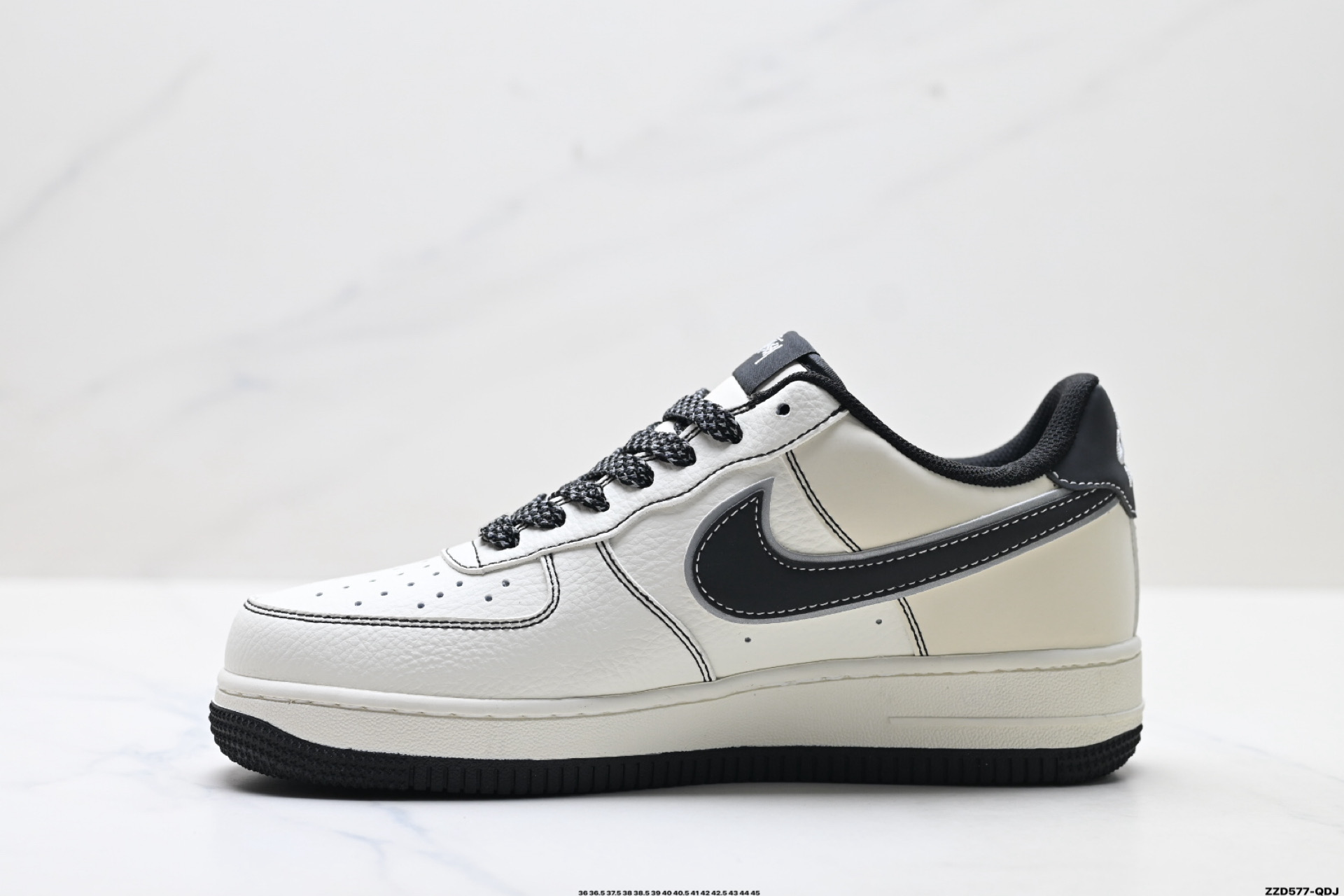 NIKE AIR FORCE 1‘07 LV8 CS5288-060