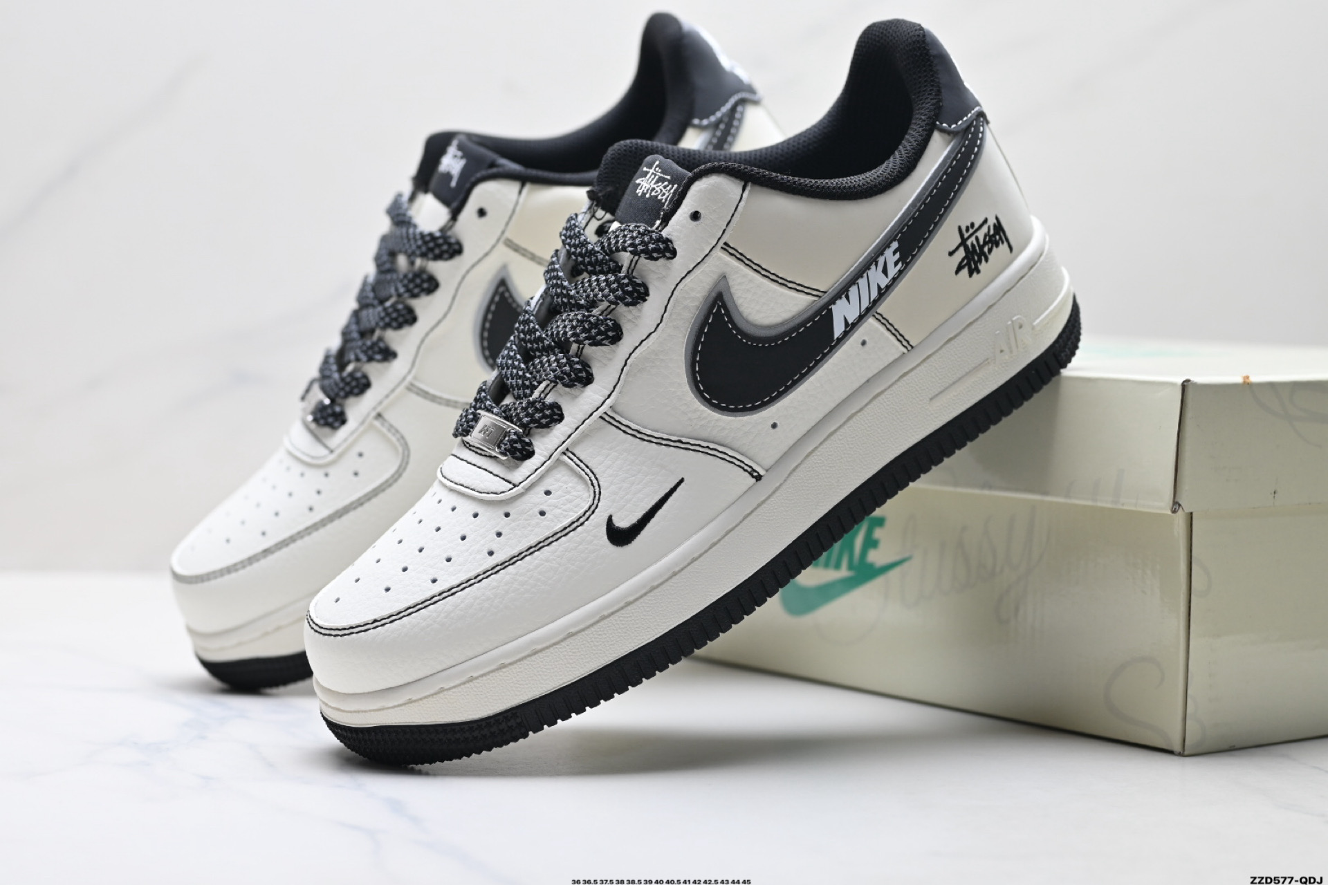 NIKE AIR FORCE 1‘07 LV8 CS5288-060