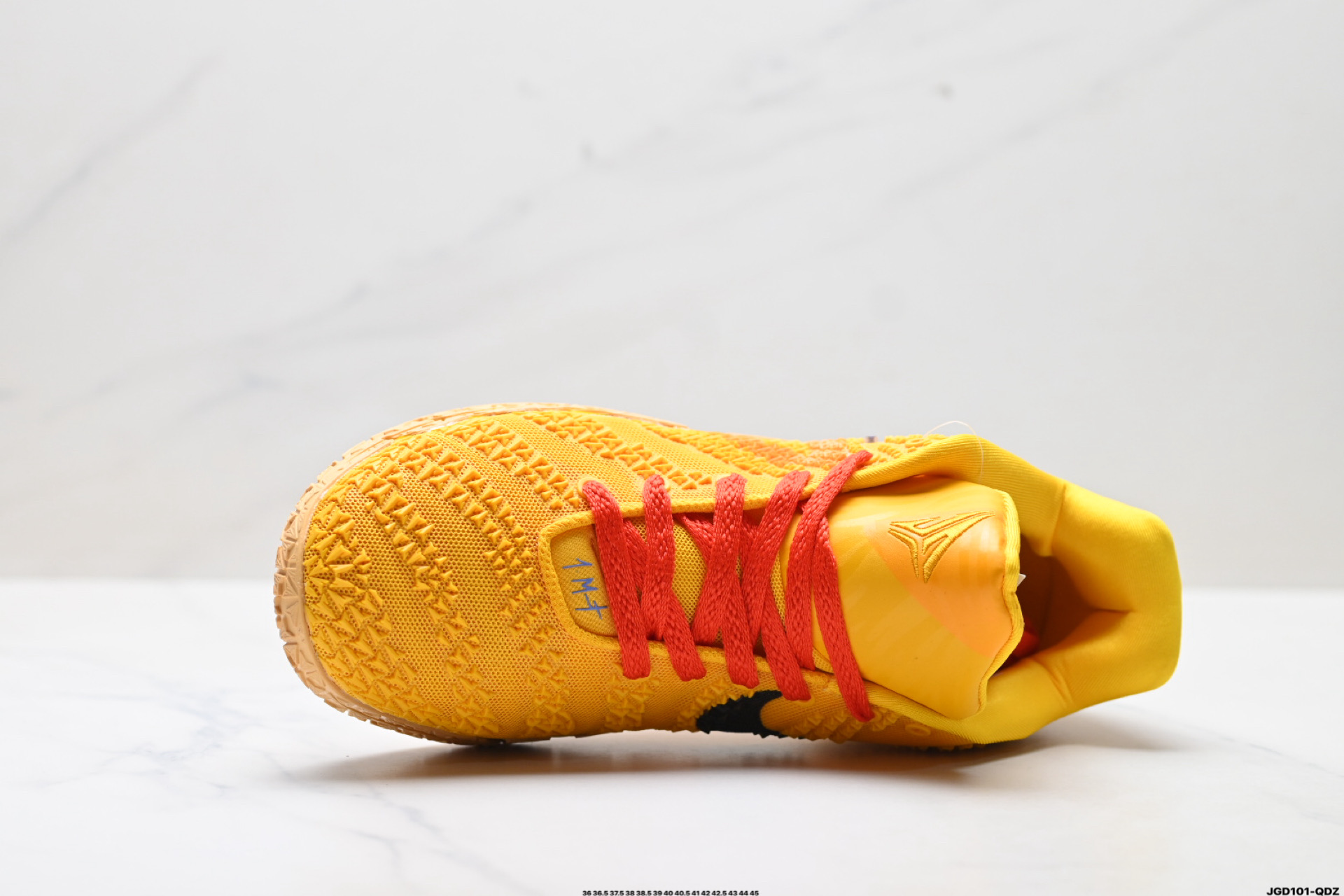 💰200
公司级✅Nike JA 3 莫兰特3代 耐克时尚百搭 耐磨透气 低帮篮球鞋
货号:HF2793-300
尺码:36 36.5 37.5 38 38.5 39 40 40.5 41 42 42.5 43 44 45
ID:JGD101-QDZ