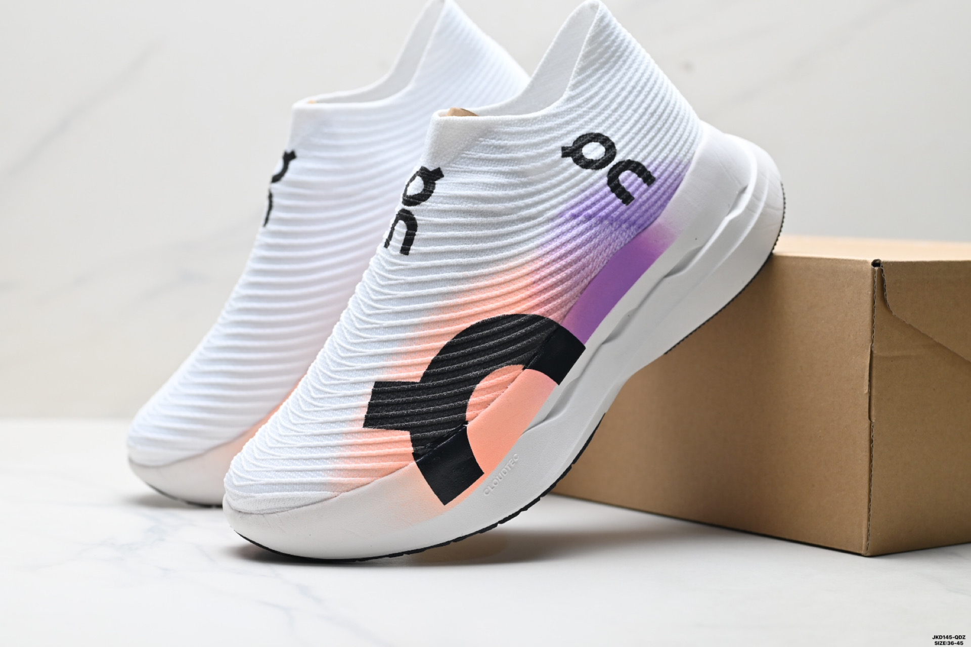 On Cloudboom Strike LS昂跑缓震耐磨透气增高专业马拉松公路跑鞋 3UE30010253