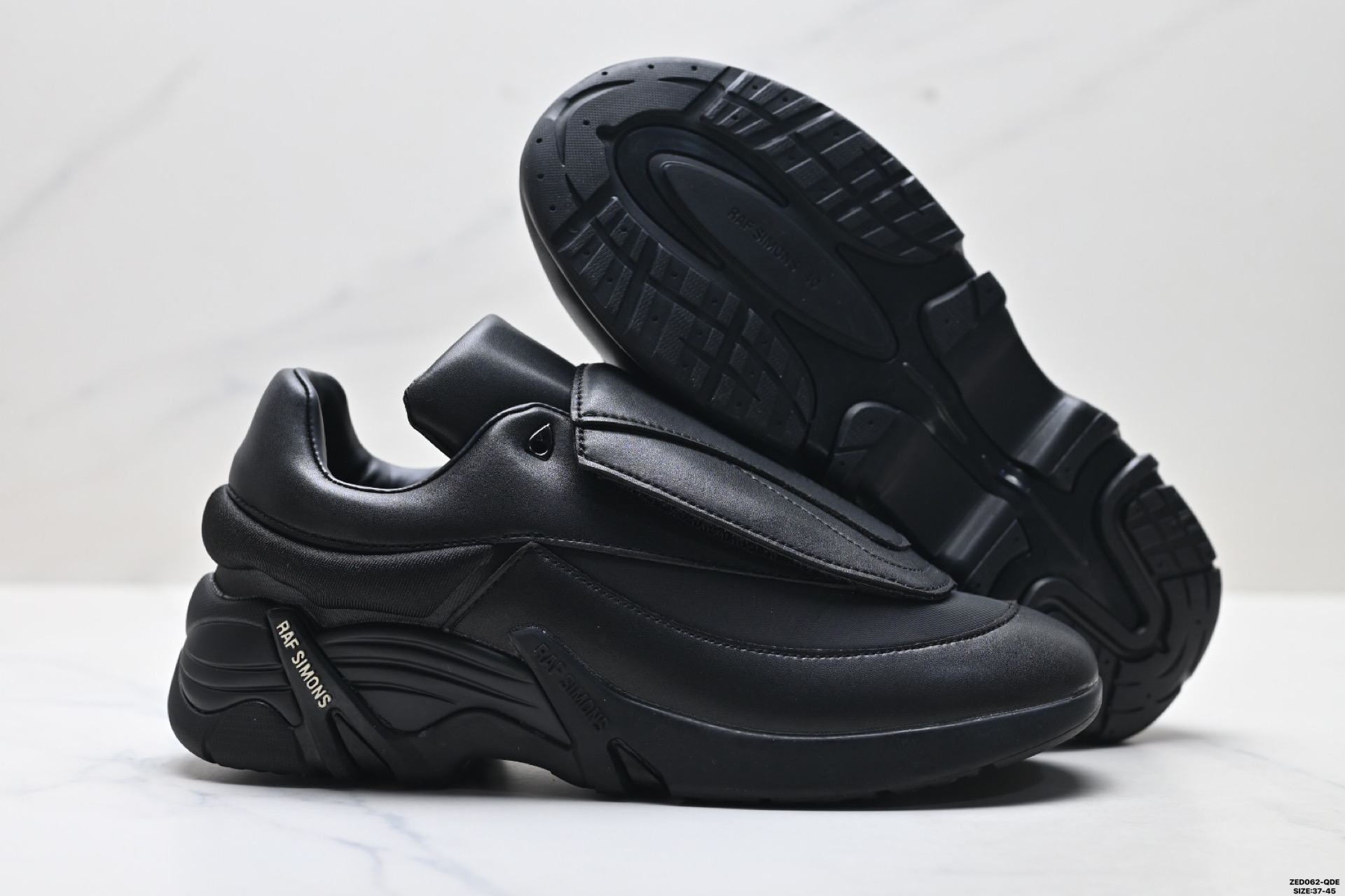 280 RAF SIMONS CYLON-21 潮流运动 织物皮革 圆头系带 低帮休闲鞋 HR740001S-0003