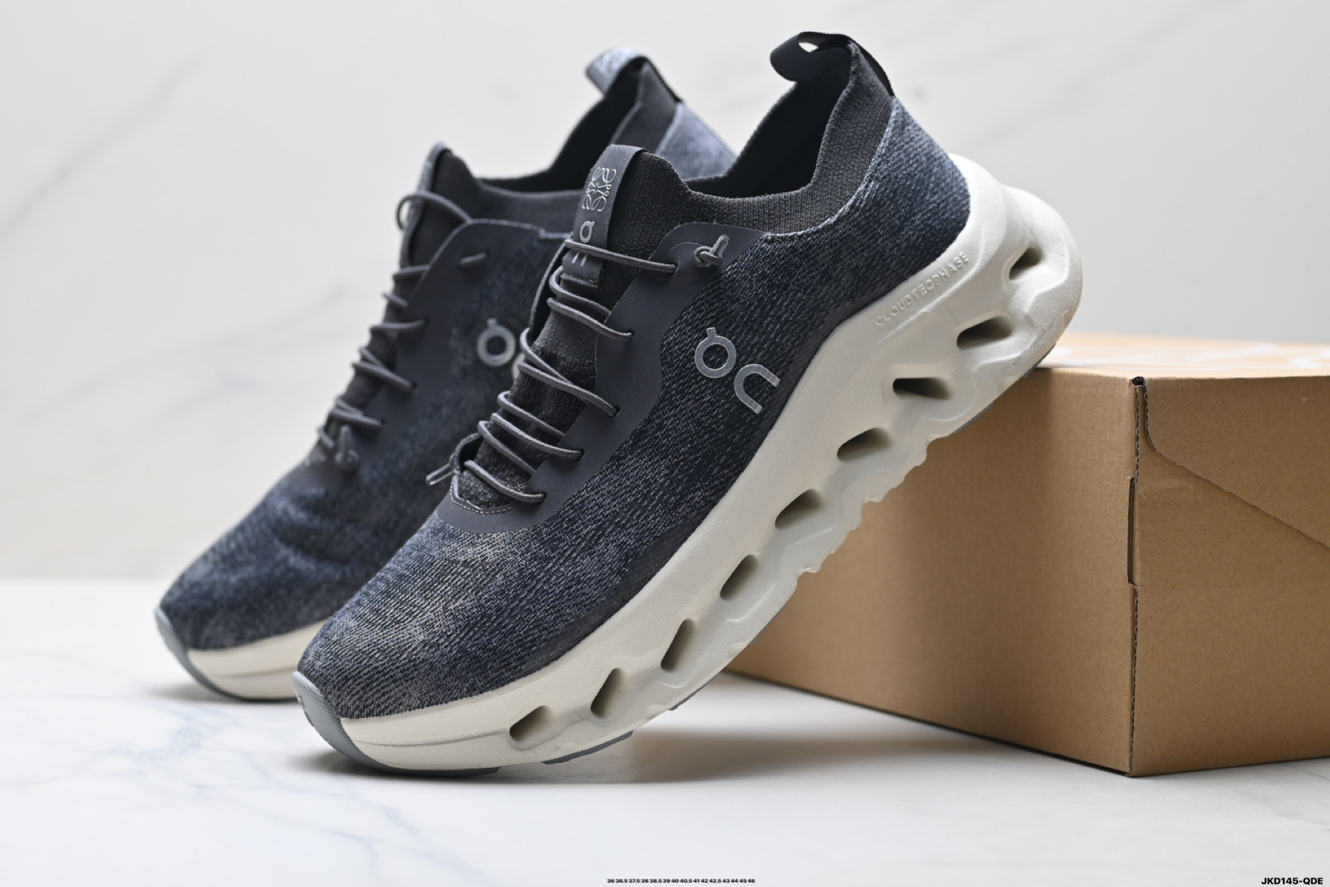 180 Loewe x On昂跑Cloudtilt 罗意威 联名轻量运动休闲鞋 脚感很舒服