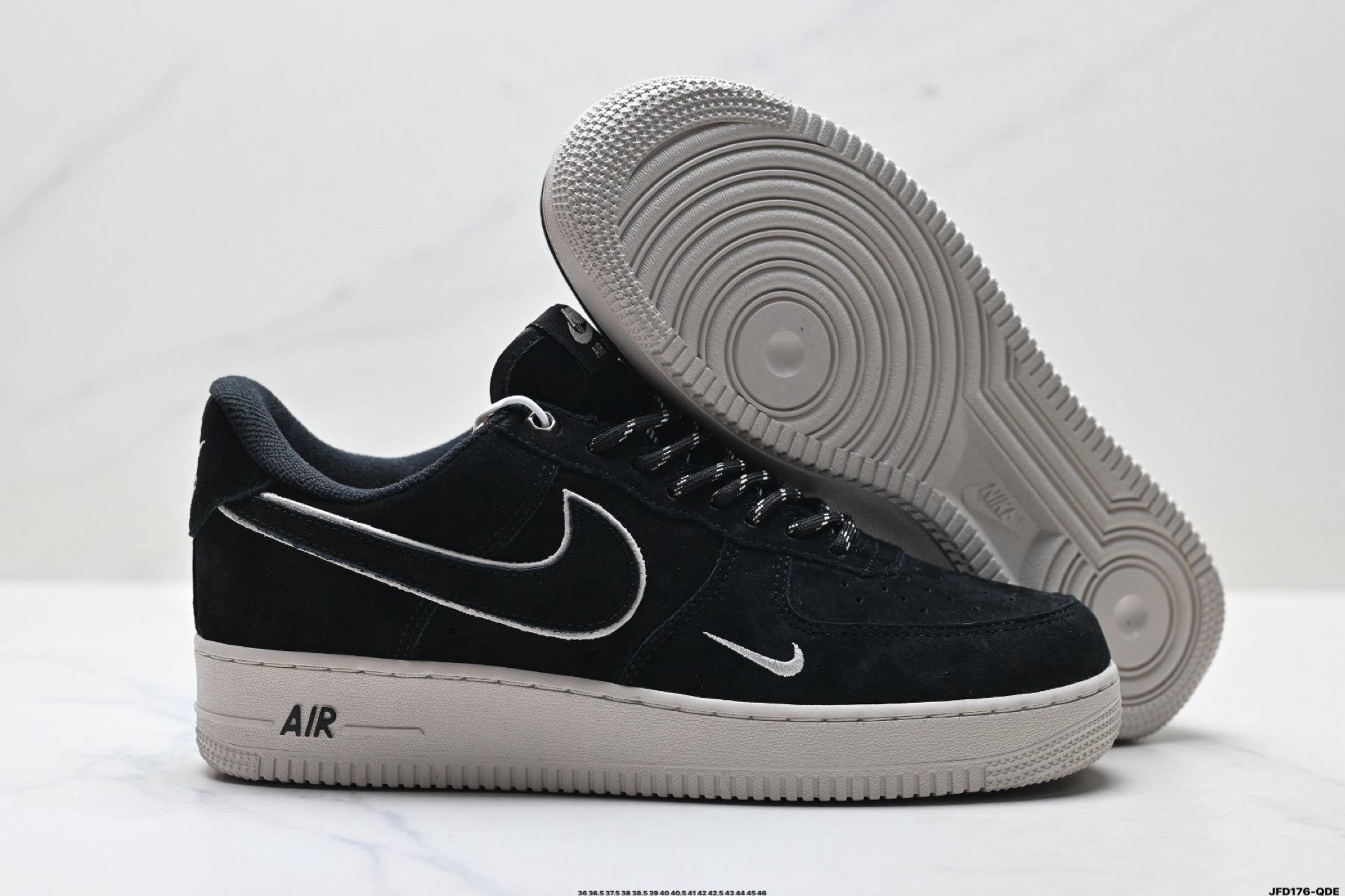 NIKE AIR FORCE 1‘07 LV8 DY9867-100